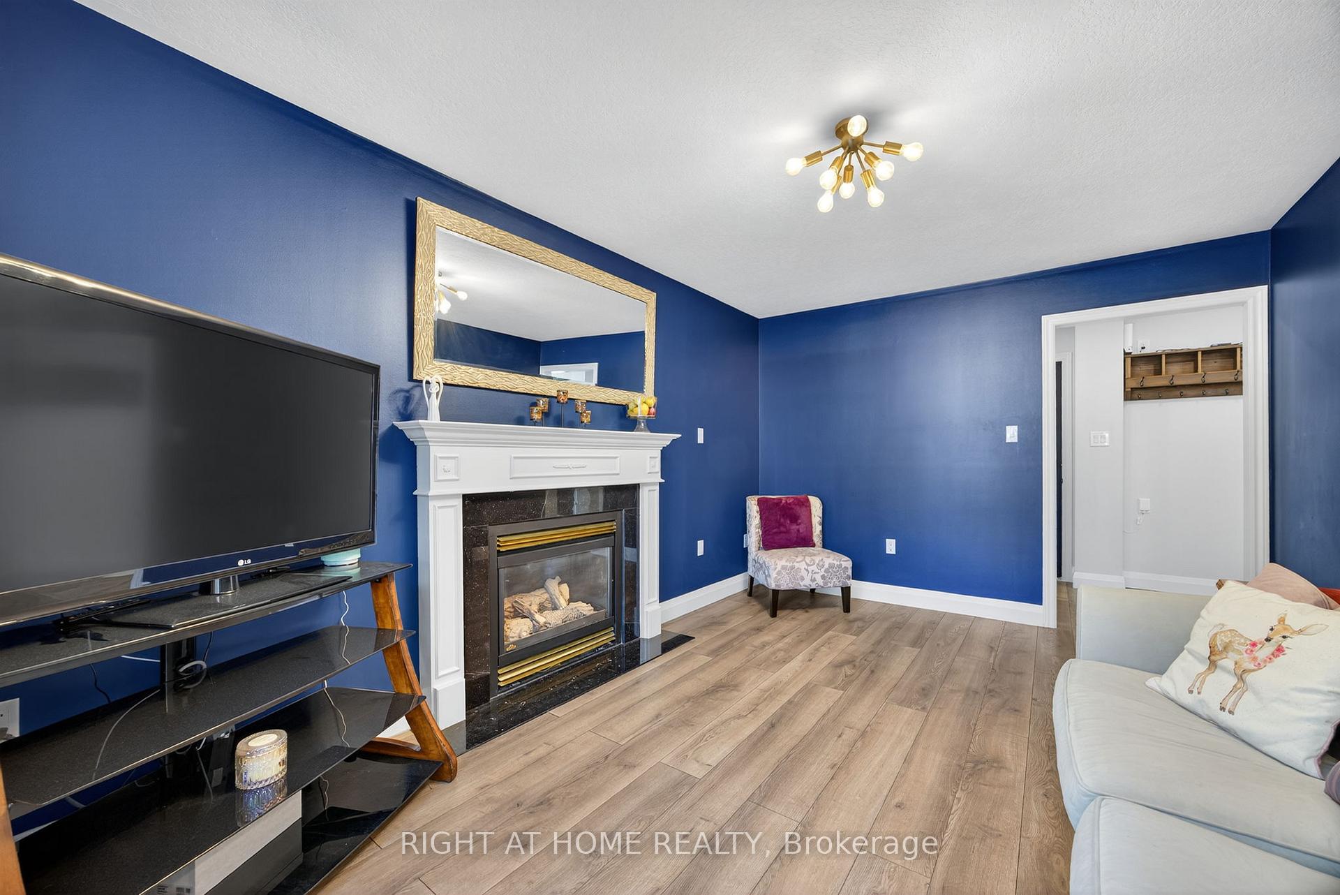 Photo 13 of 18 Amberview Drive, Georgina, Keswick South — HOMEH