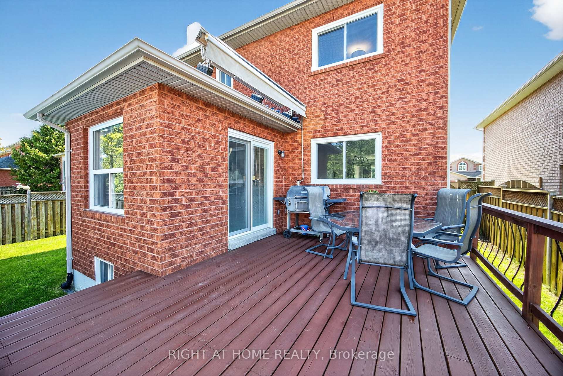Photo 34 of 18 Amberview Drive, Georgina, Keswick South — HOMEH