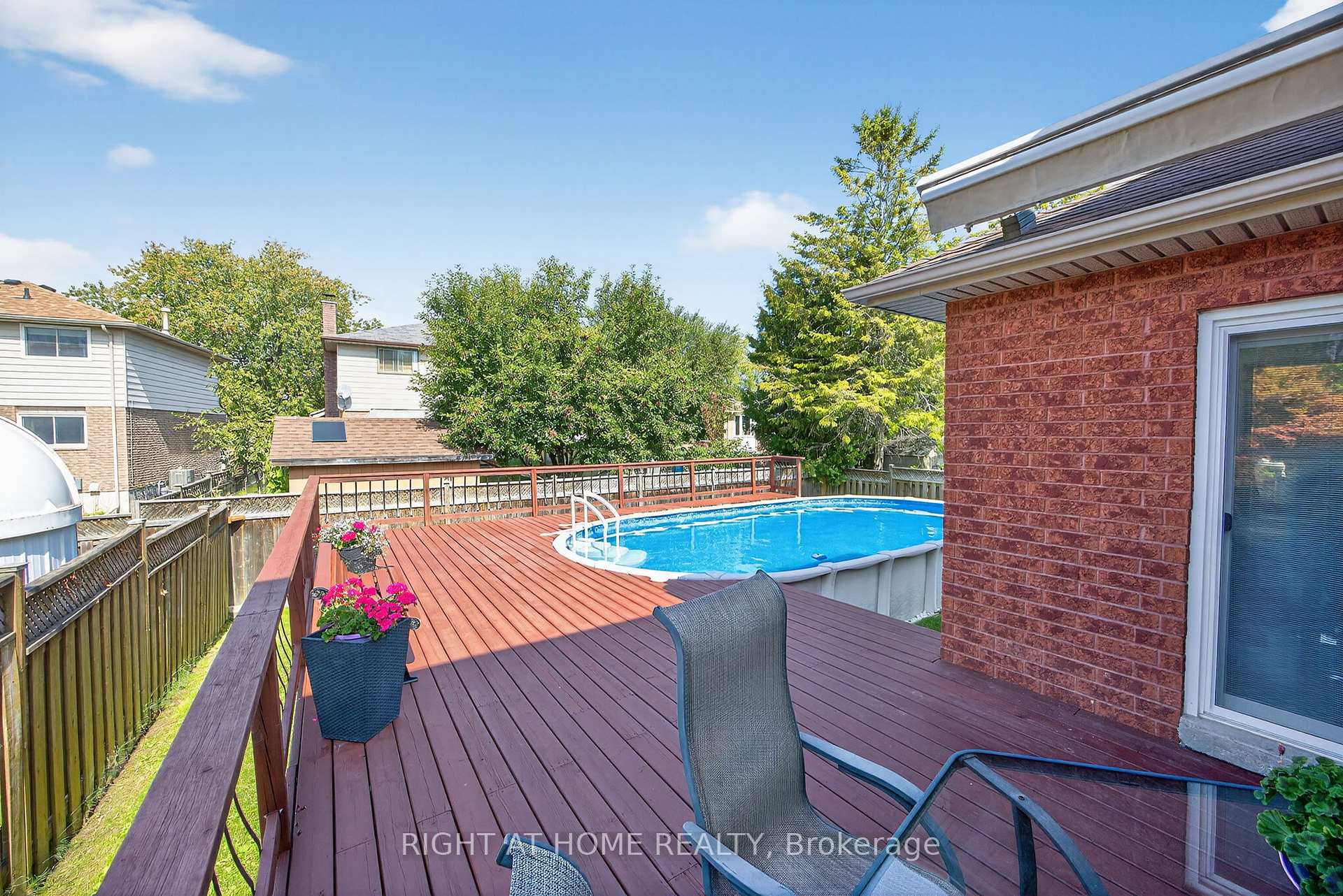 Photo 35 of 18 Amberview Drive, Georgina, Keswick South — HOMEH