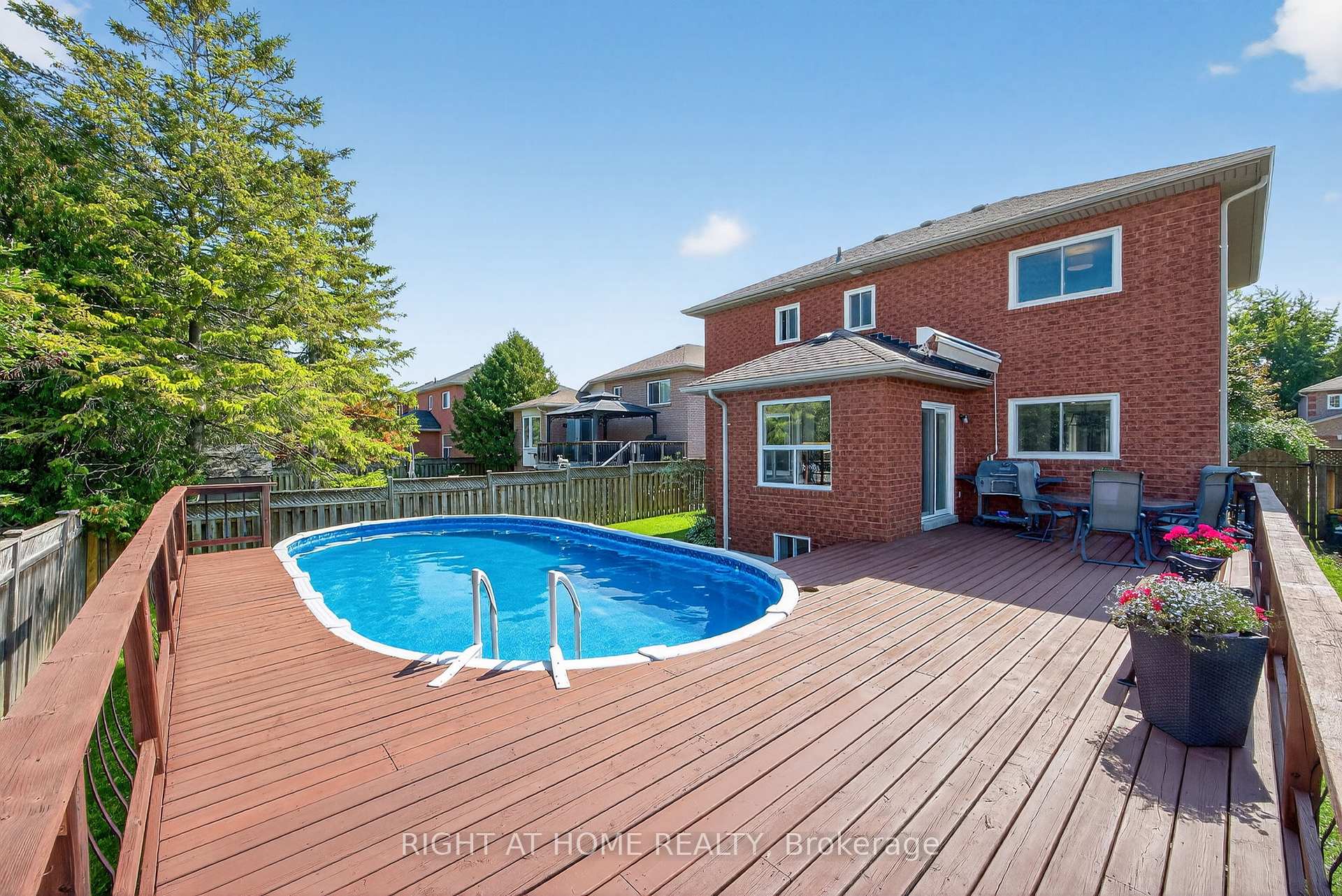 Photo 37 of 18 Amberview Drive, Georgina, Keswick South — HOMEH