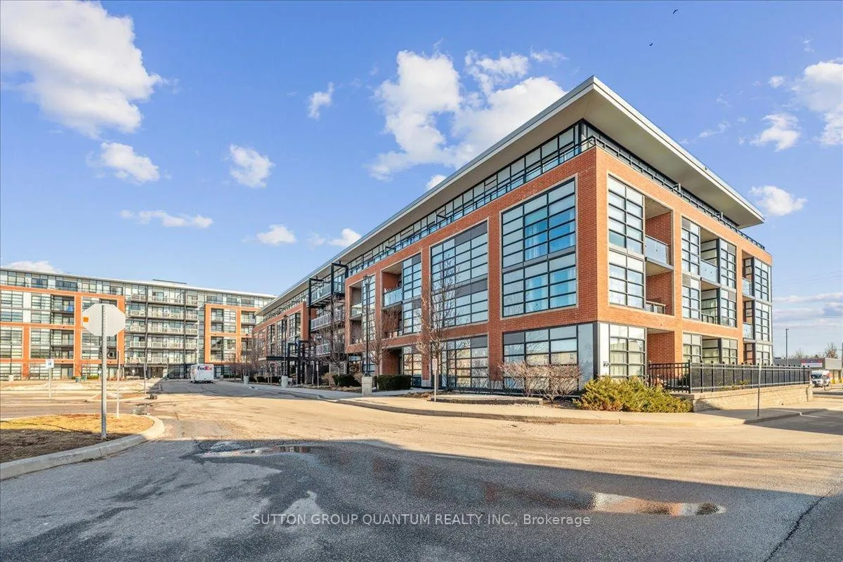 Front of Unit 108, 155 St.Leger Street