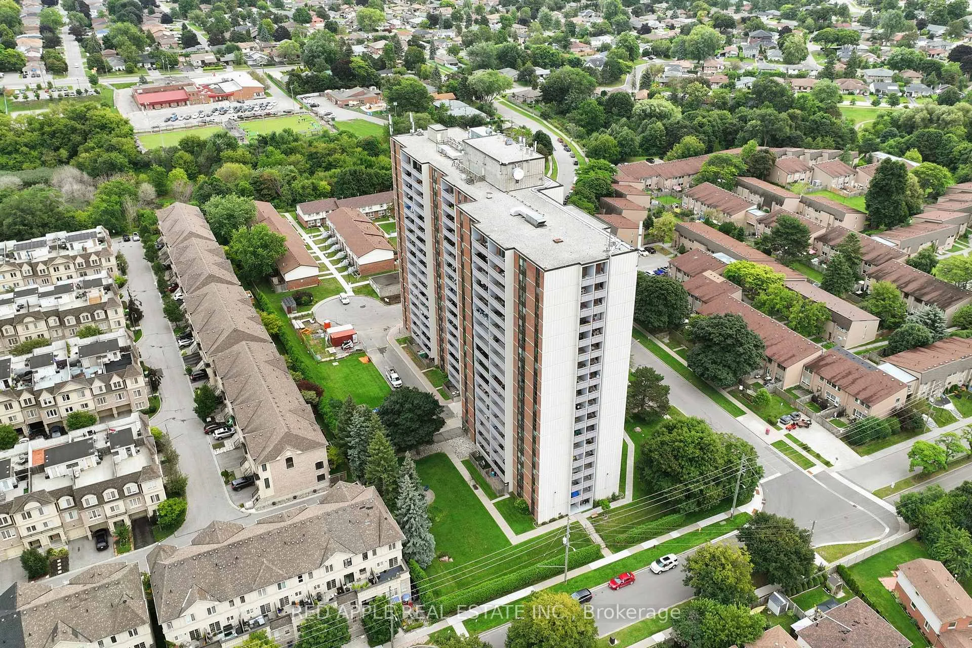 Photo 25 of Unit 407, 1210 Radom Street, Pickering, Bay Ridges — HOMEH