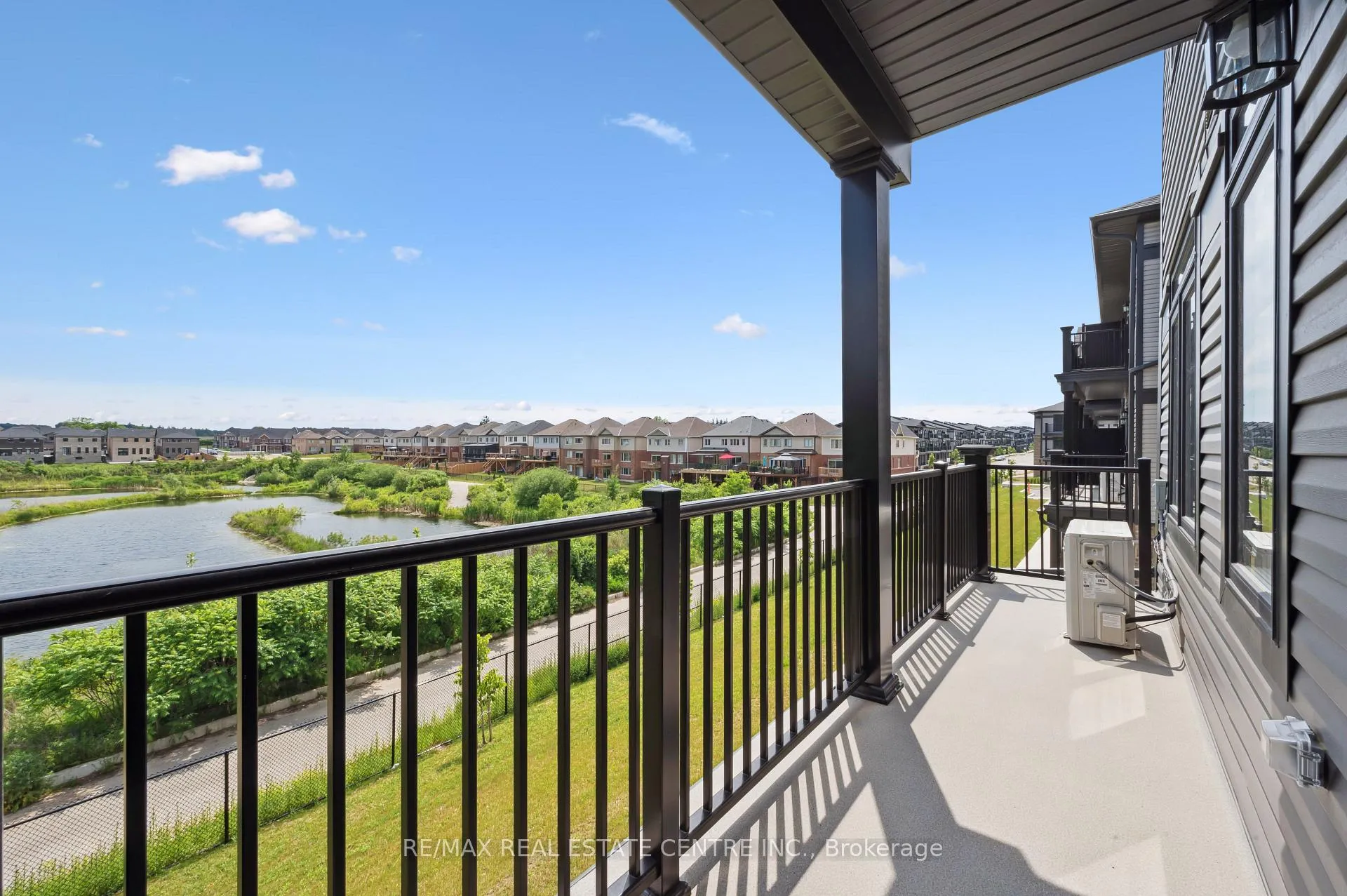 Photo 12 of 90 Lomond Lane, Kitchener — HOMEH