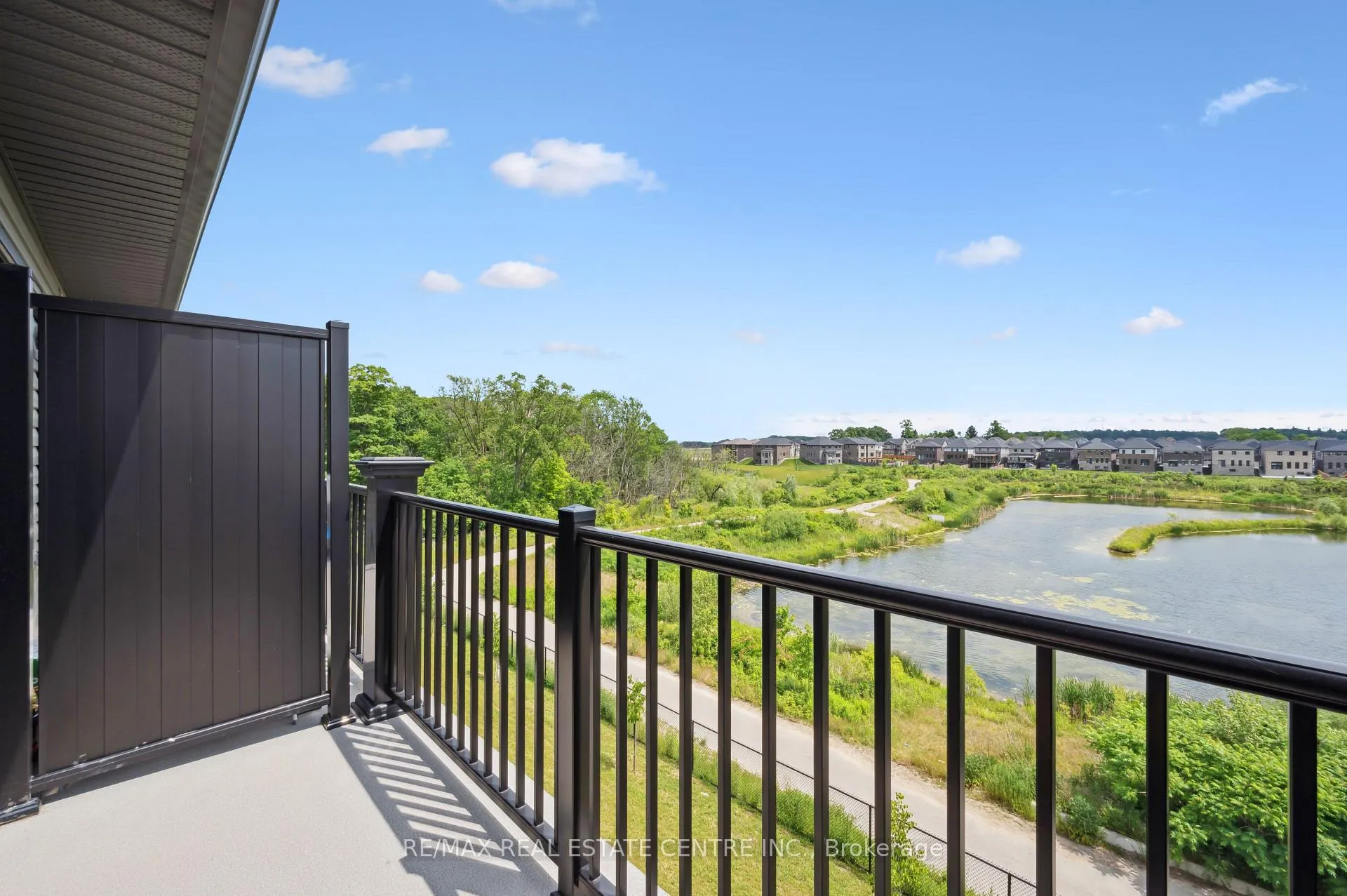 Photo 26 of 90 Lomond Lane, Kitchener — HOMEH