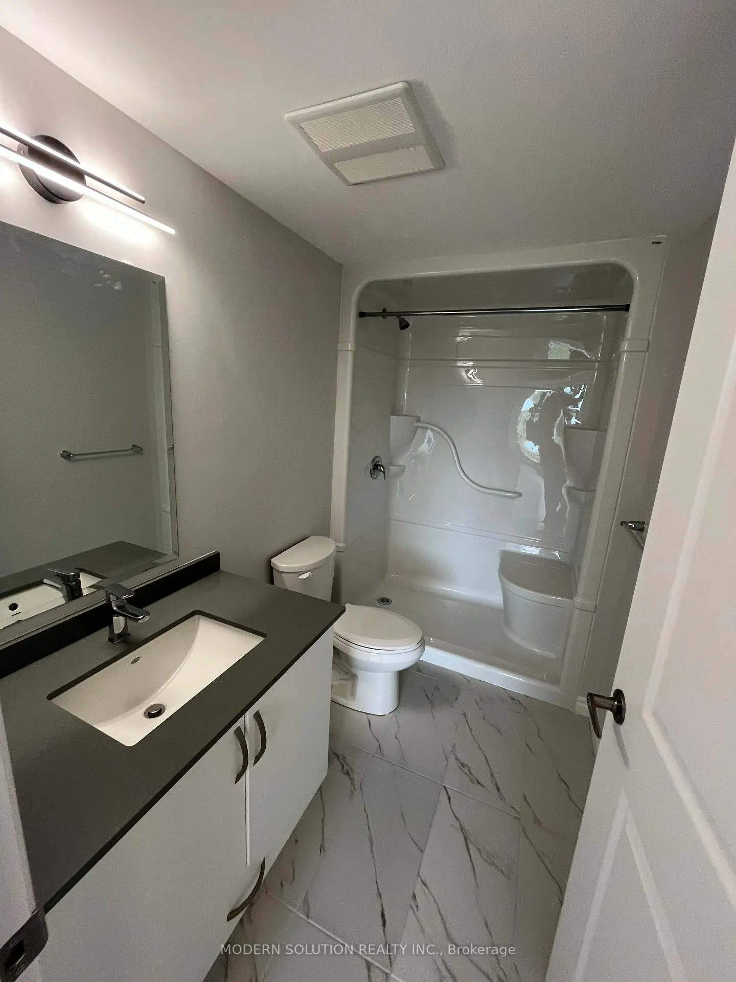 Photo 13 of Unit 707, 425 Watson Parkway N, Guelph, Grange Road — HOMEH