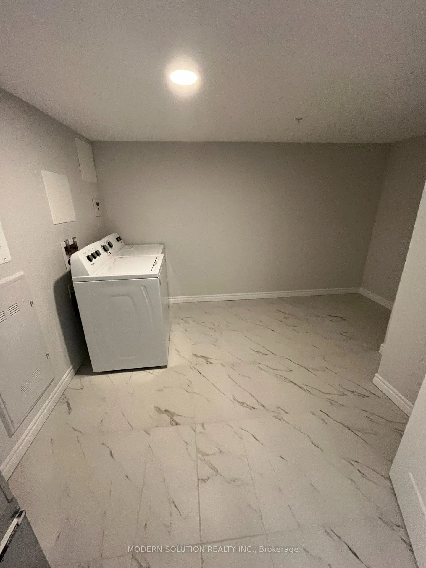 Photo 14 of Unit 707, 425 Watson Parkway N, Guelph, Grange Road — HOMEH