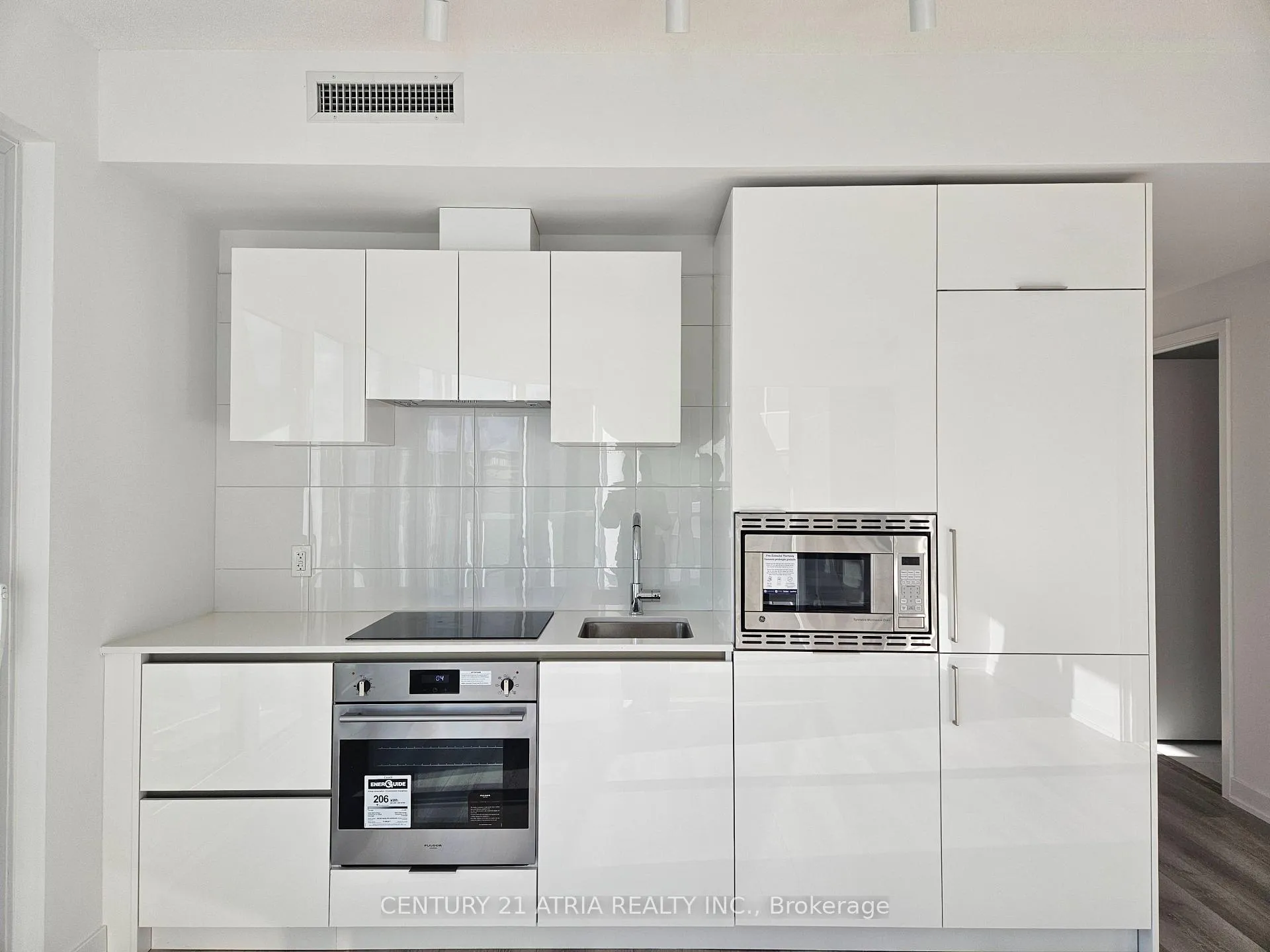 Front of Unit 2414, 230 Simcoe Street