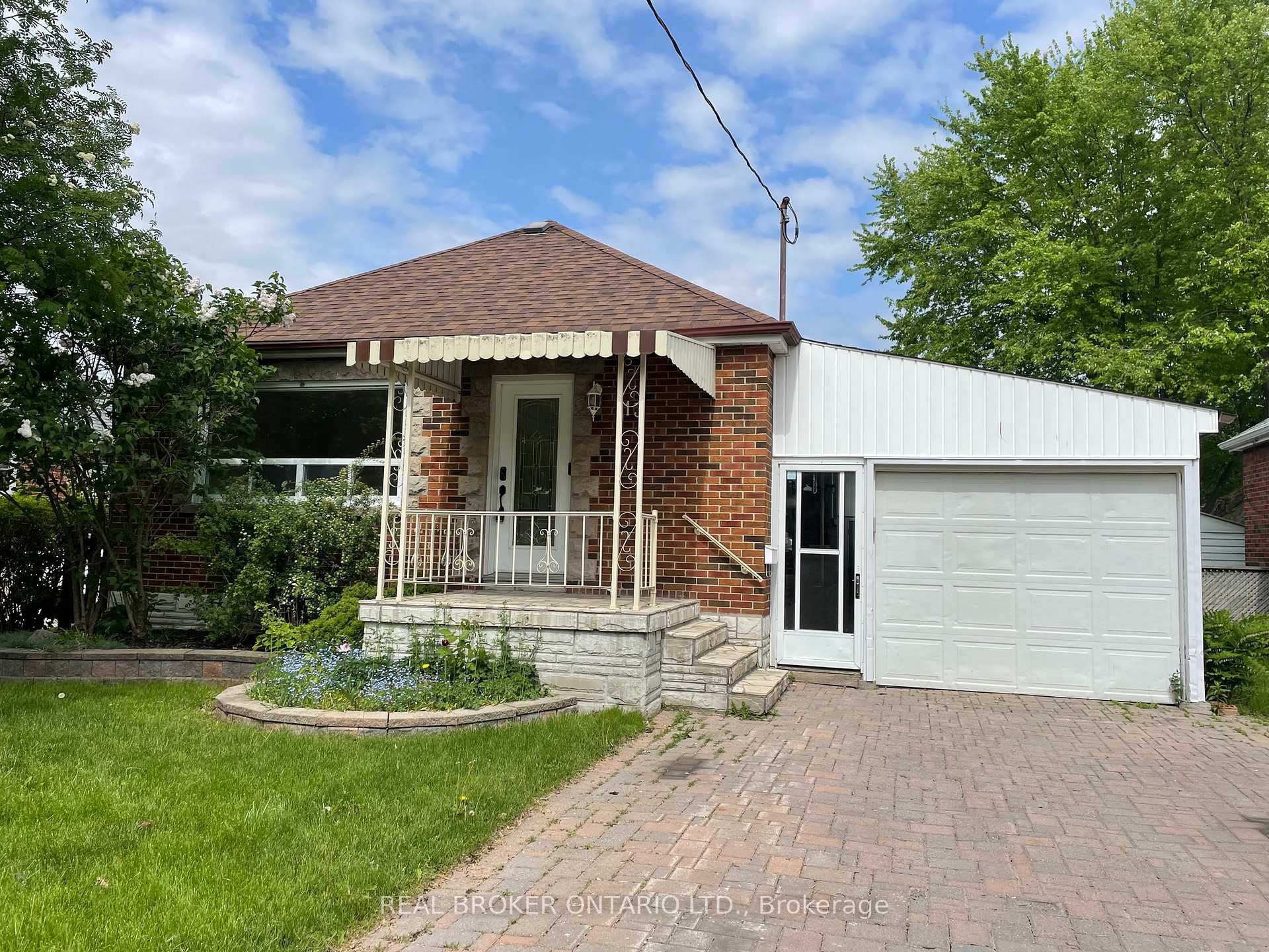Photo 1 of Unit Lower, 13 Orchardview Boulevard, Clarington, Bowmanville — HOMEH