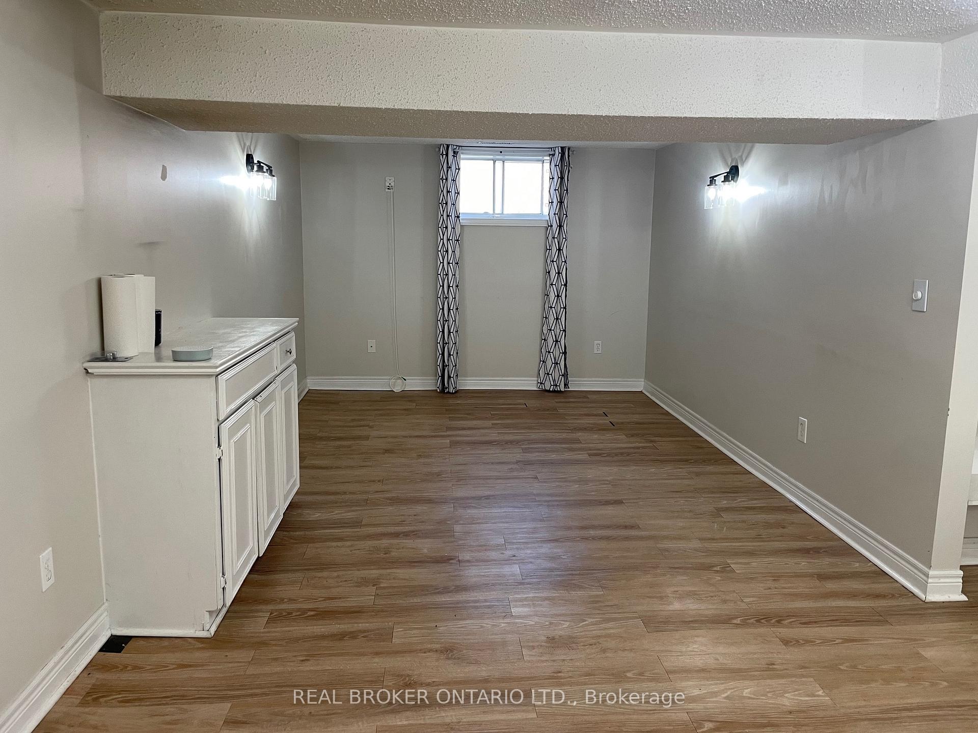 Photo 3 of Unit Lower, 13 Orchardview Boulevard, Clarington, Bowmanville — HOMEH