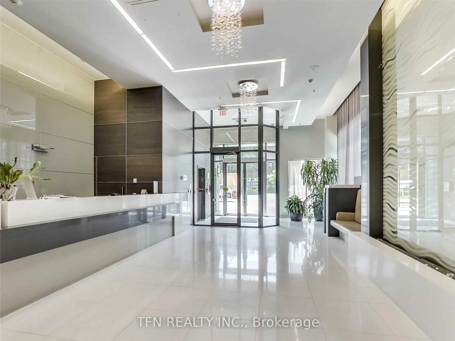 Photo 2 of Unit 1605, 530 St Clair Avenue W, Toronto, Humewood-Cedarvale — HOMEH