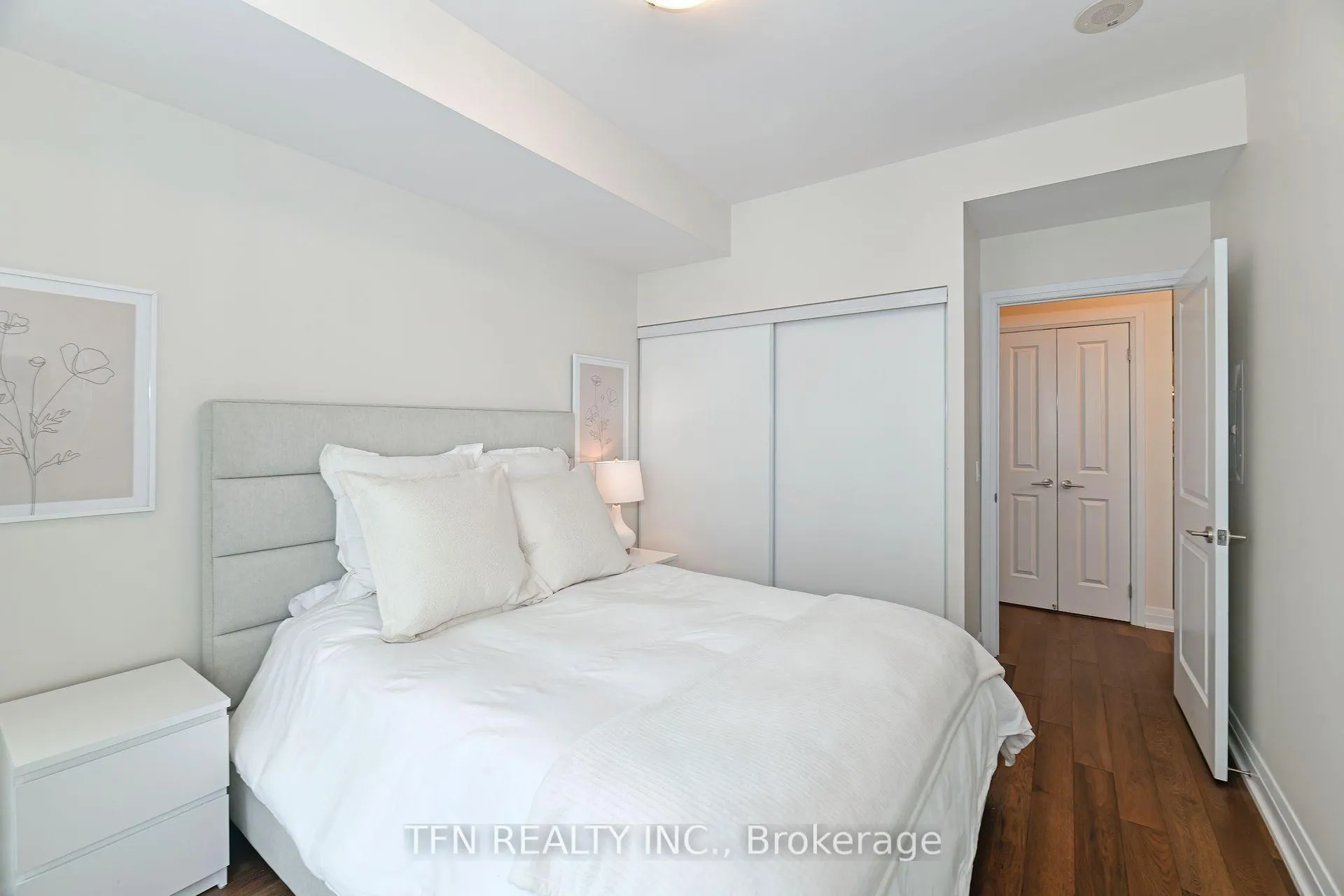 Photo 18 of Unit 1605, 530 St Clair Avenue W, Toronto, Humewood-Cedarvale — HOMEH