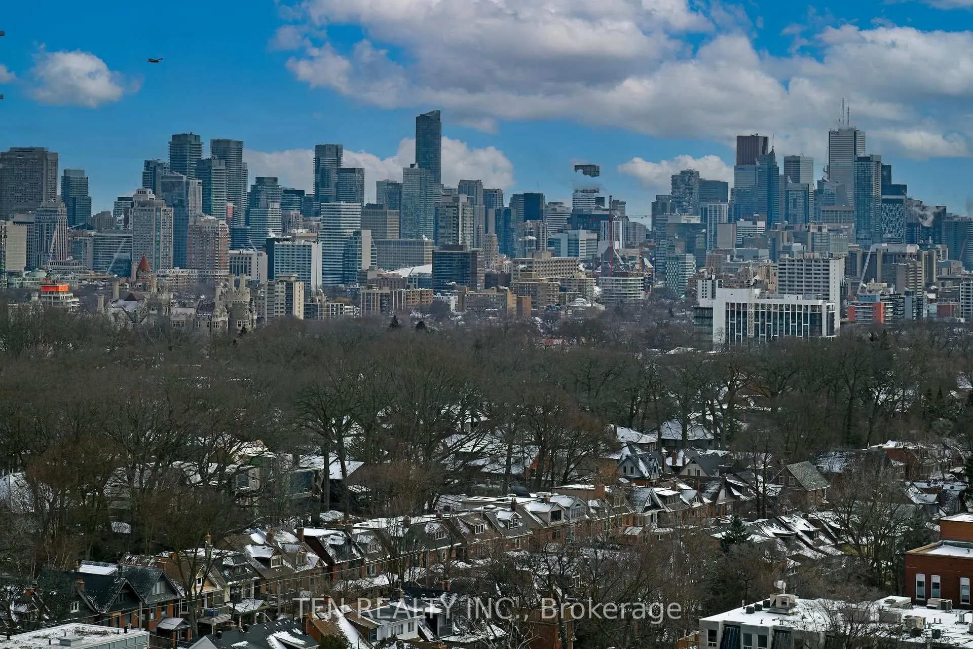 Photo 27 of Unit 1605, 530 St Clair Avenue W, Toronto, Humewood-Cedarvale — HOMEH