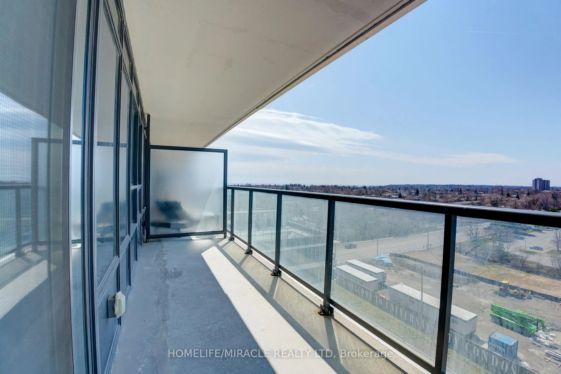Photo 13 of Unit 905, 1480 Bayly Street, Pickering, Bay Ridges — HOMEH