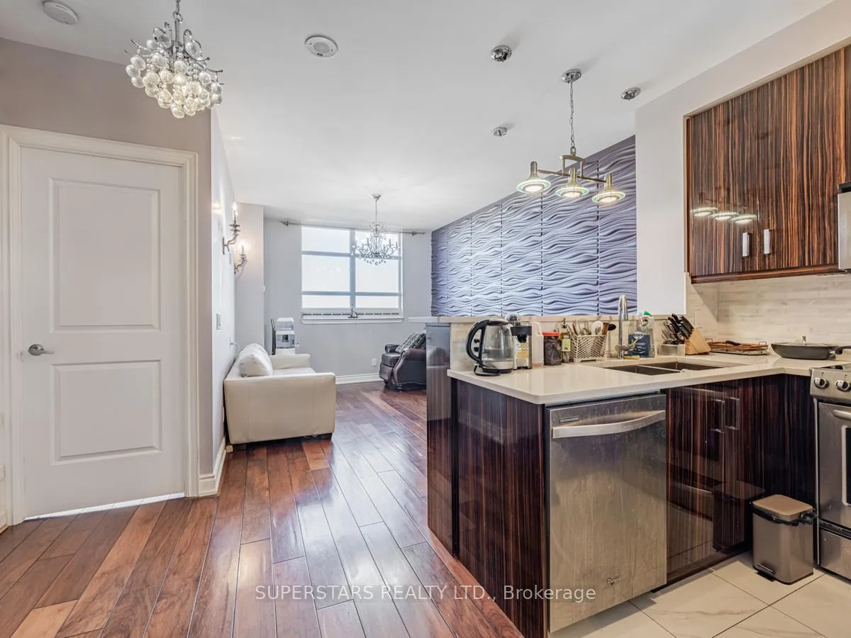 Photo 5 of Unit 1414, 9245 Jane Street, Vaughan, Maple — HOMEH