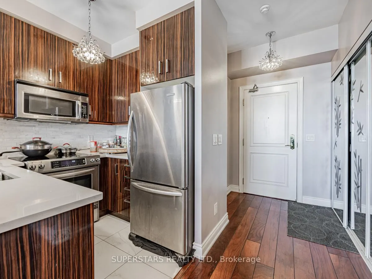 Photo 8 of Unit 1414, 9245 Jane Street, Vaughan, Maple — HOMEH