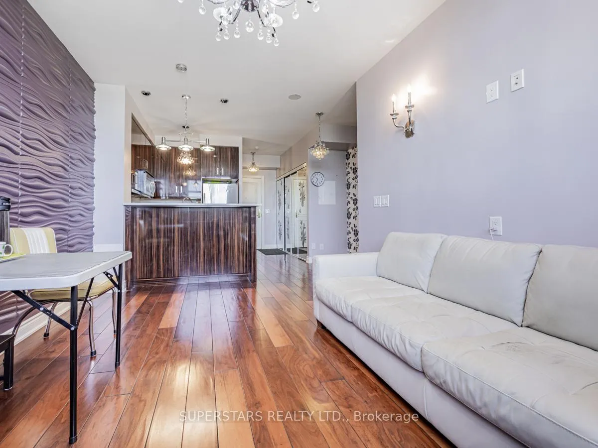 Photo 15 of Unit 1414, 9245 Jane Street, Vaughan, Maple — HOMEH