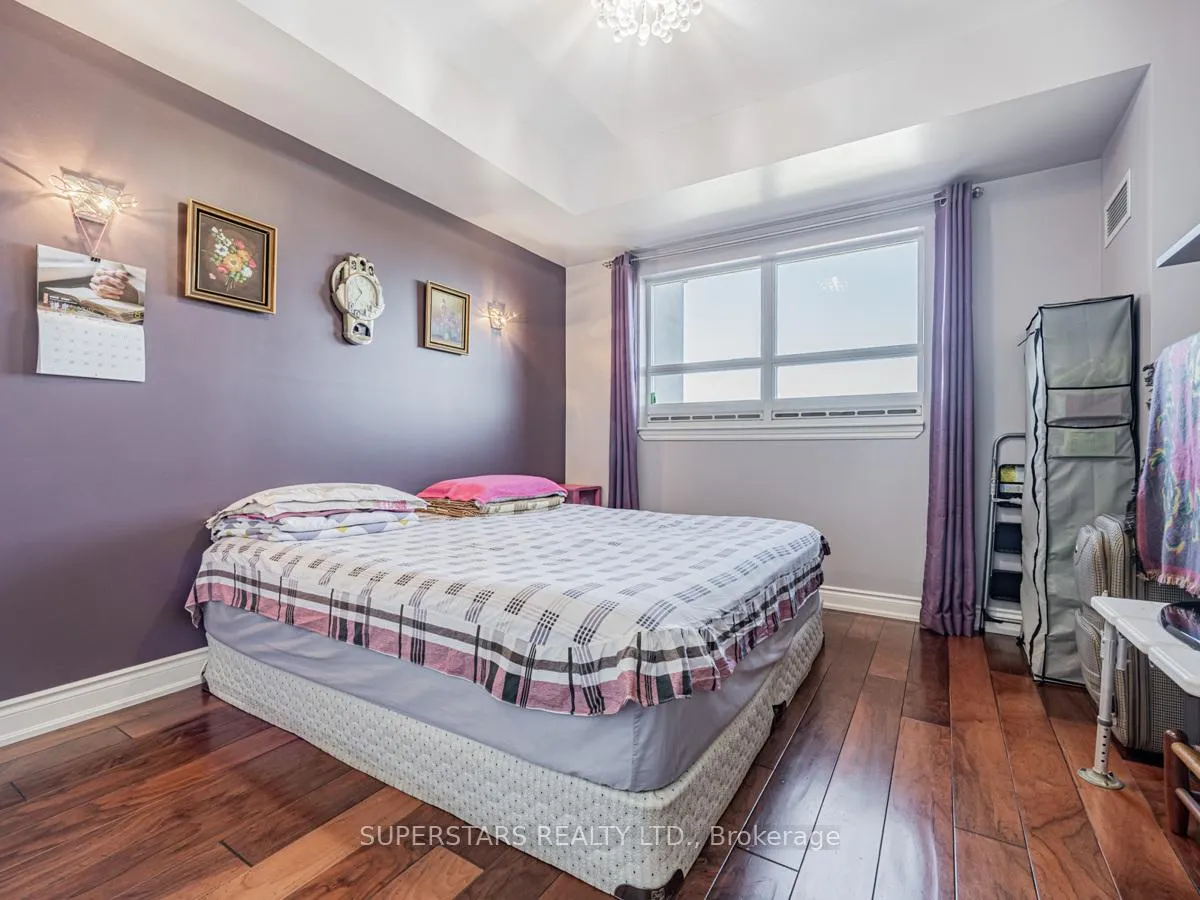 Photo 16 of Unit 1414, 9245 Jane Street, Vaughan, Maple — HOMEH