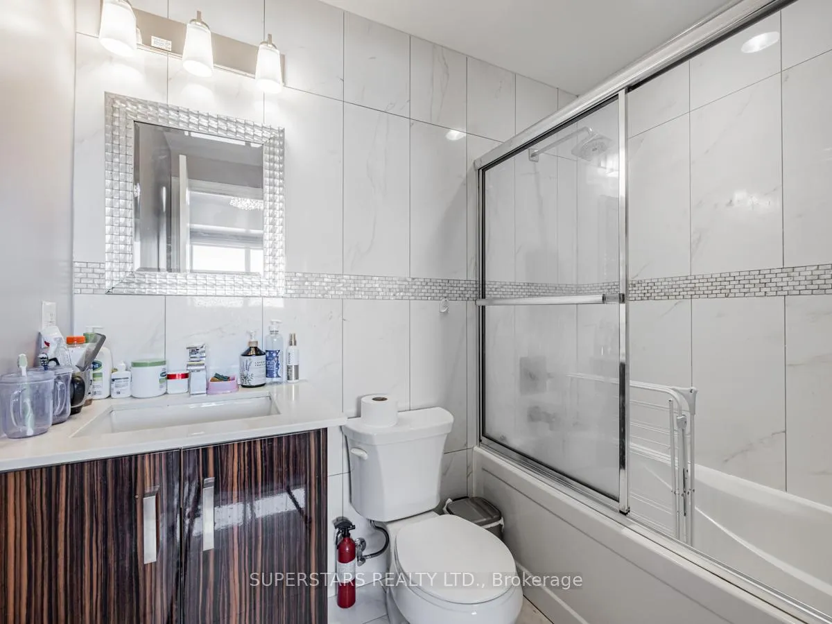 Photo 18 of Unit 1414, 9245 Jane Street, Vaughan, Maple — HOMEH