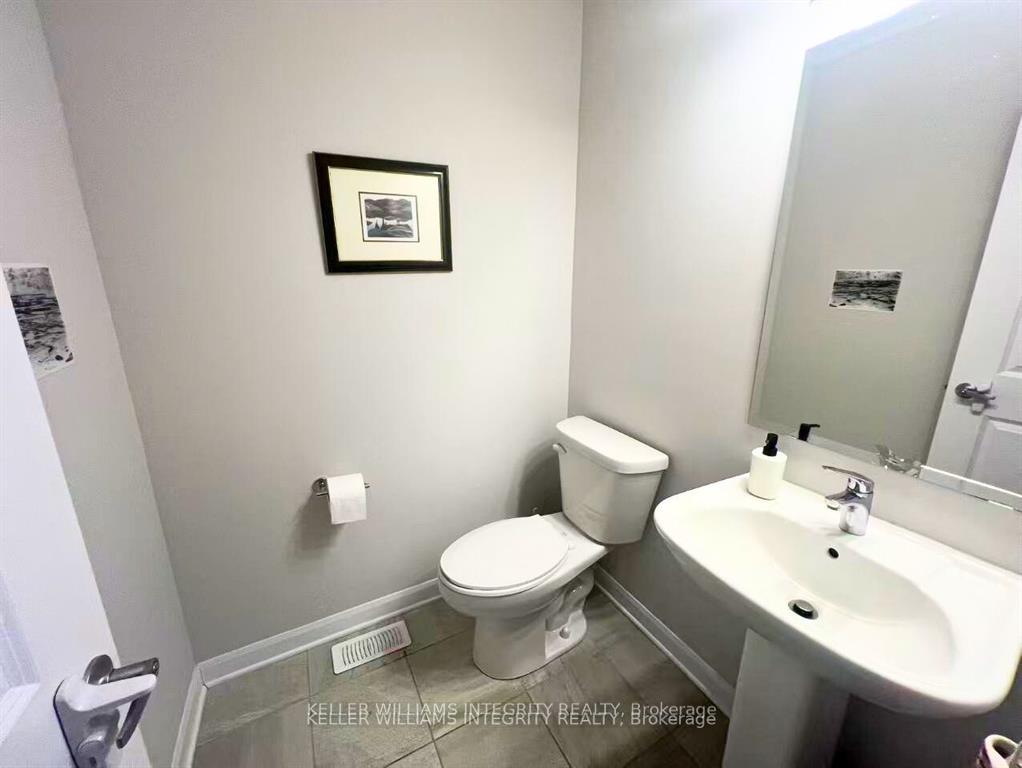 Photo 4 of 426 Kayak Street, Ottawa, Barrhaven - Hearts Desire — HOMEH