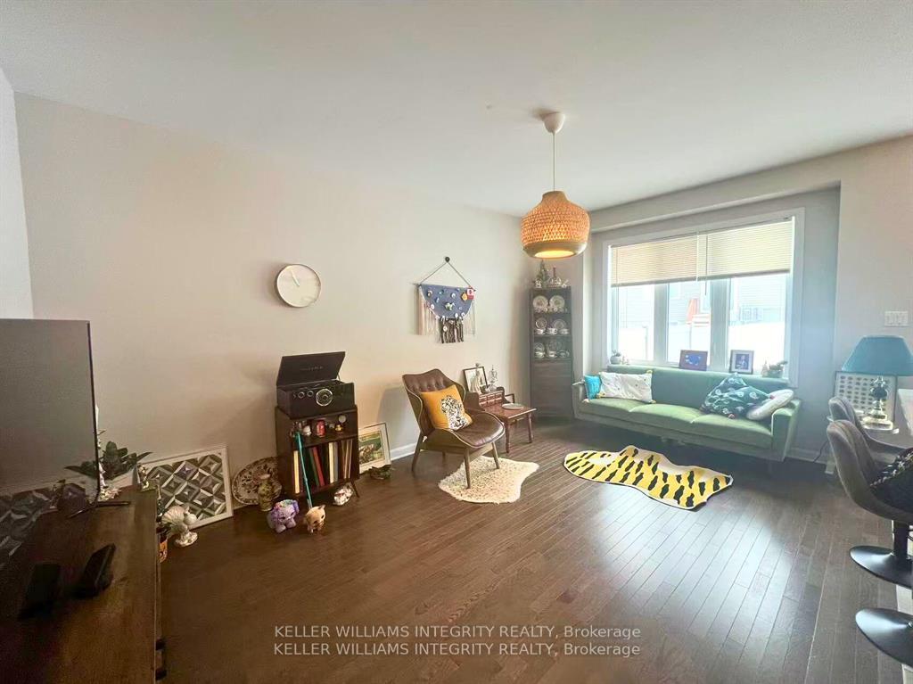 Photo 8 of 426 Kayak Street, Ottawa, Barrhaven - Hearts Desire — HOMEH