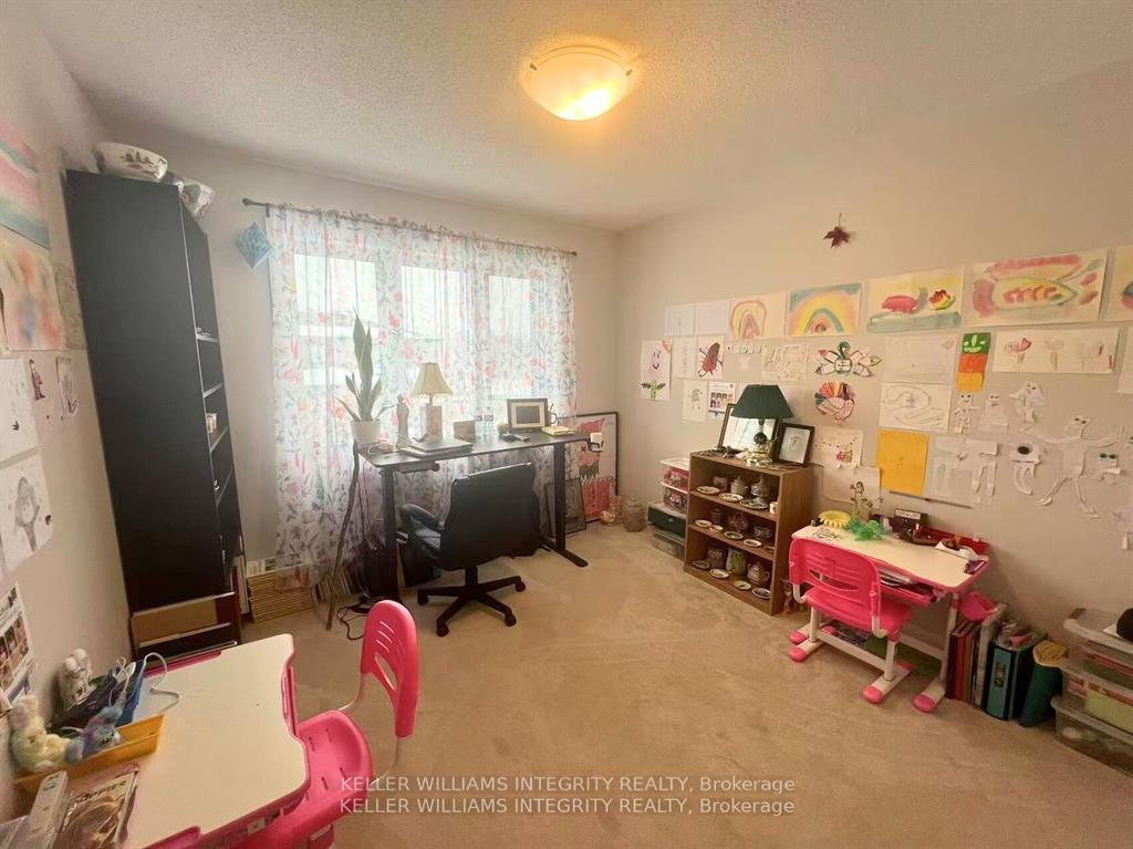 Photo 21 of 426 Kayak Street, Ottawa, Barrhaven - Hearts Desire — HOMEH