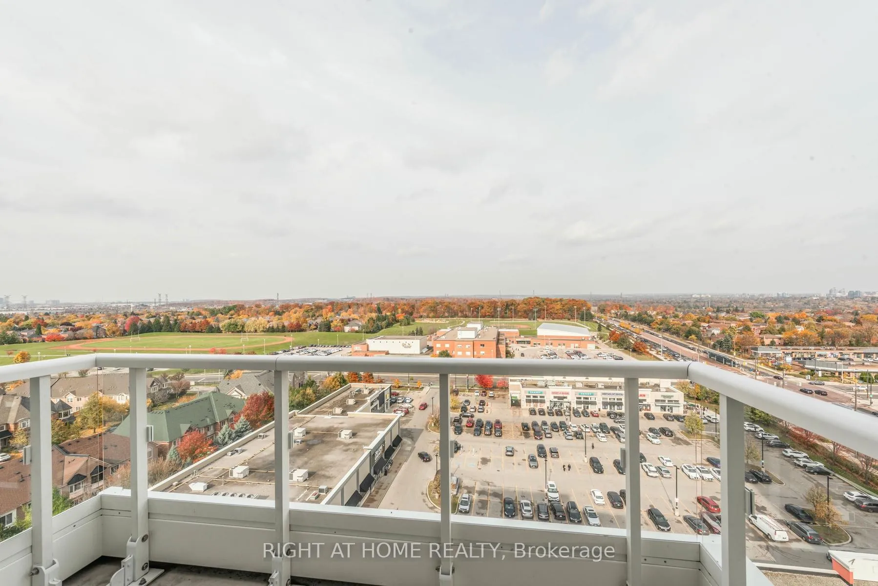 Photo 16 of Unit 1203, 8 Beverley Glen Boulevard, Vaughan, Beverley Glen — HOMEH