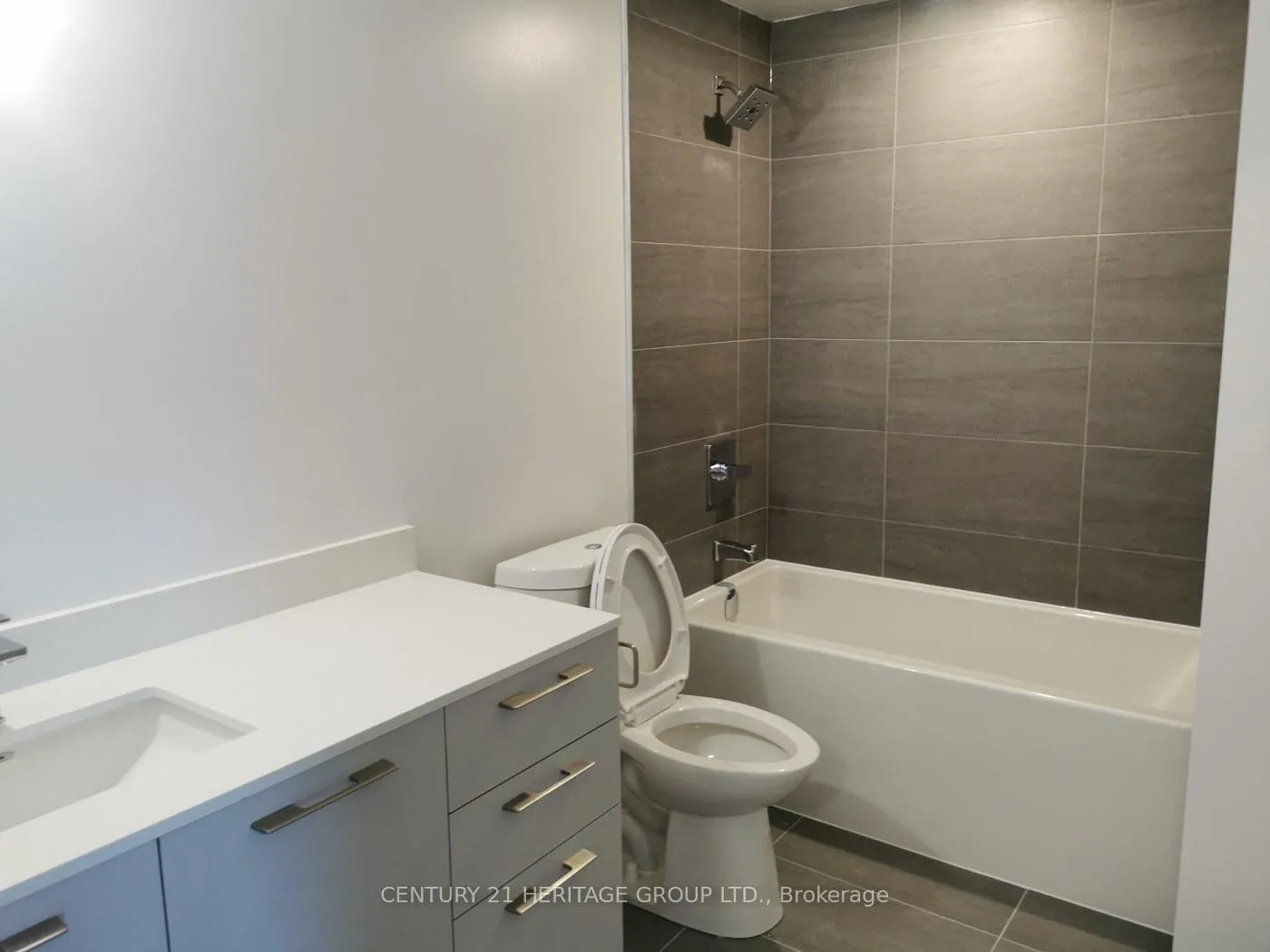 Photo 13 of Unit 3301, 18 Water Walk Drive, Markham, Unionville — HOMEH