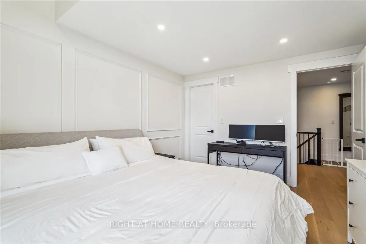 Photo 18 of Unit 14, 105 Kayla Crescent, Vaughan, Maple — HOMEH