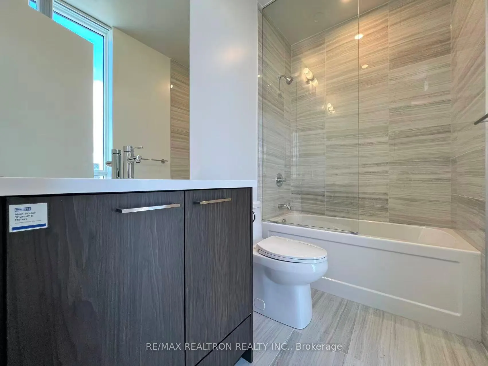 Photo 16 of Unit 4610, 28 Interchange Way, Vaughan, Vaughan Corporate Centre — HOMEH
