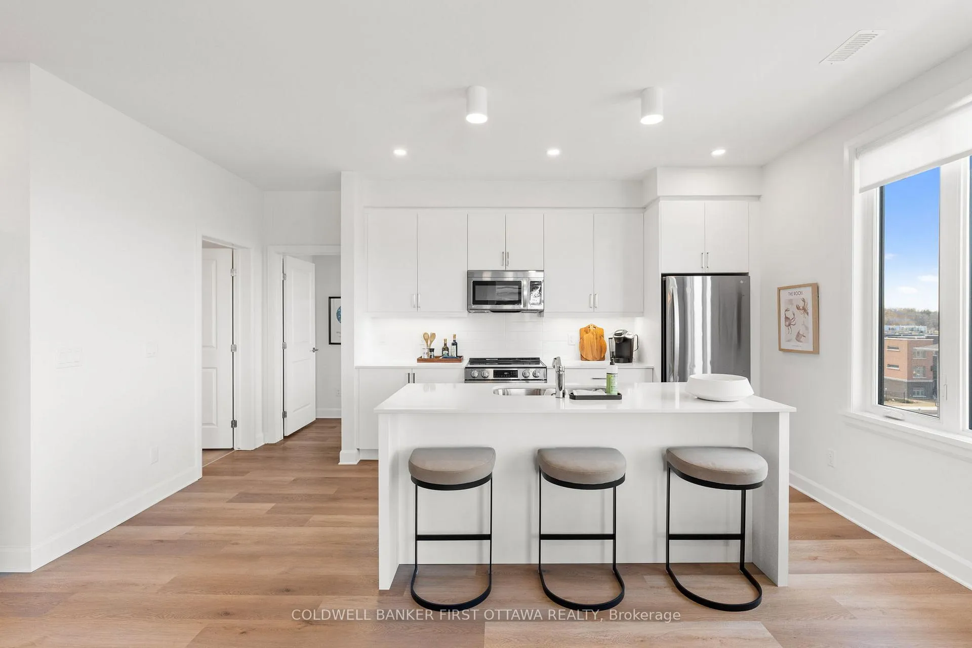 Photo 5 of Unit 302, 655 Wanaki Road, Ottawa, Manor Park — HOMEH