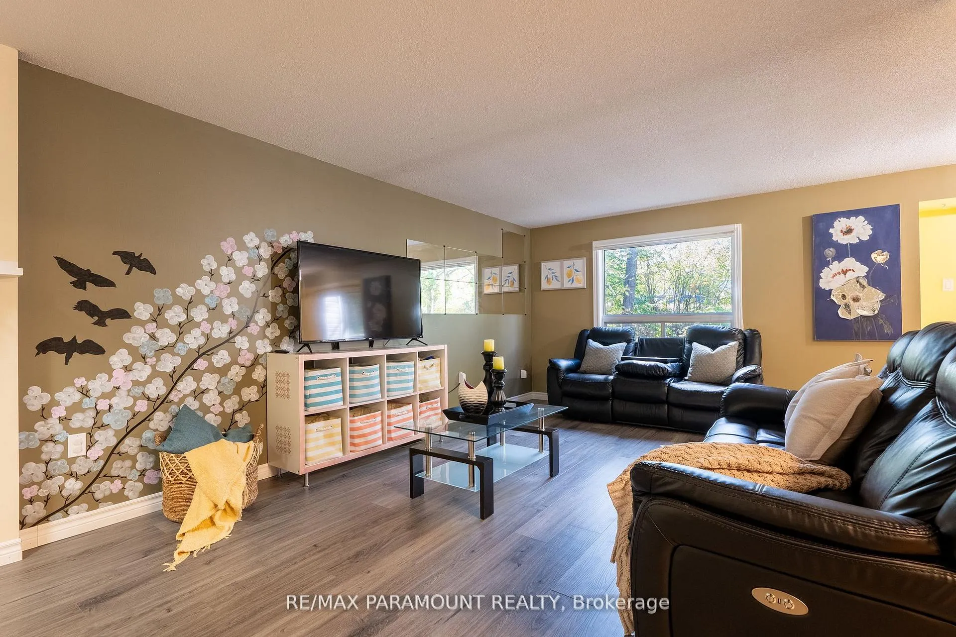 Photo 5 of Unit 30, 365 Pioneer Drive, Kitchener — HOMEH