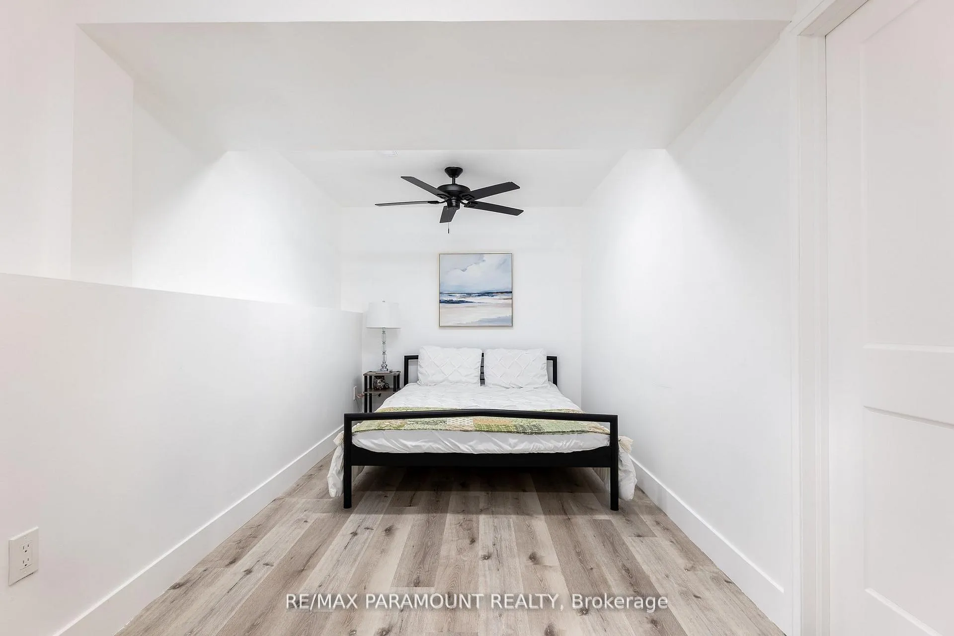 Photo 26 of Unit 30, 365 Pioneer Drive, Kitchener — HOMEH