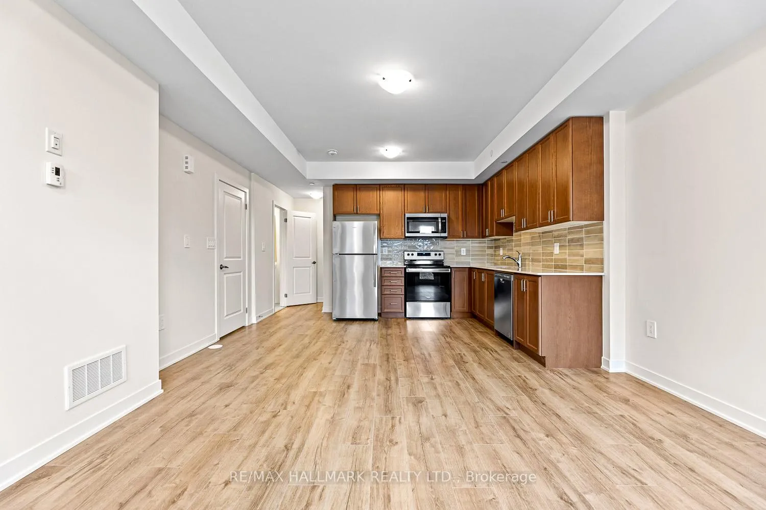 Photo 6 of Unit 307, 755 Omega Drive, Pickering, Woodlands — HOMEH