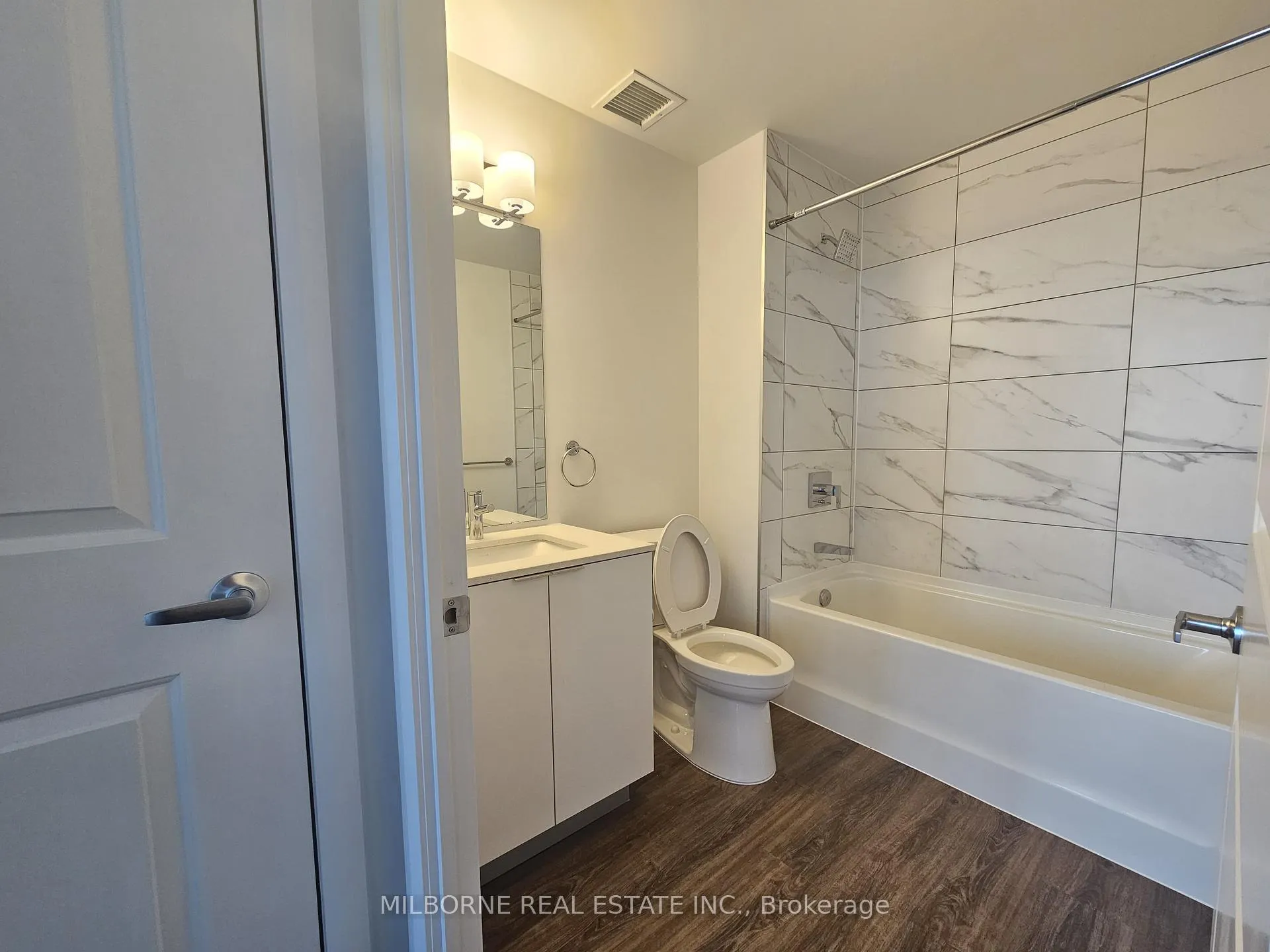 Photo 6 of Unit 2302 B, 22 Hughson Street, Hamilton, Beasley — HOMEH