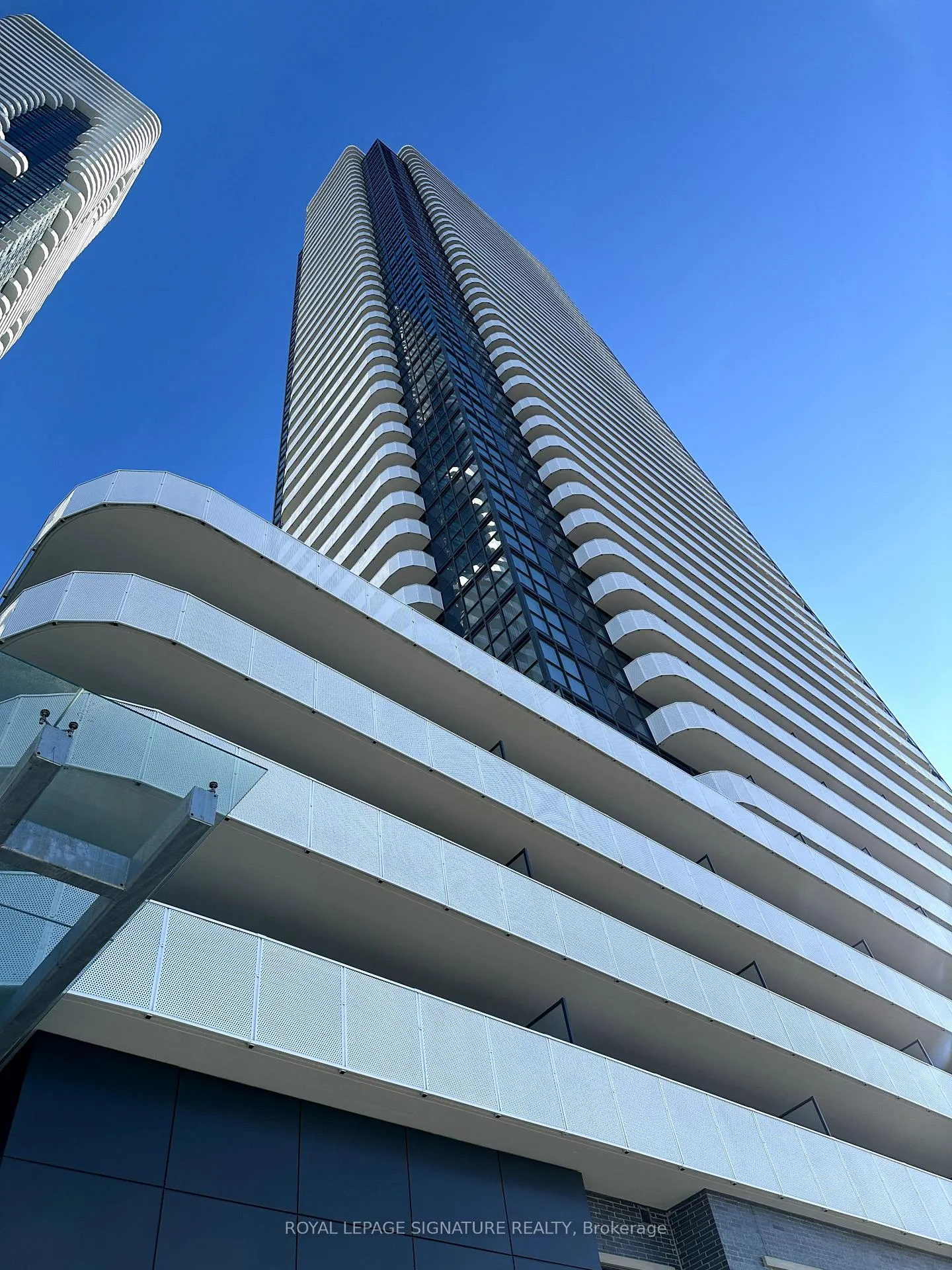 Photo 1 of Unit 1809, 197 Commerce Street, Vaughan, Vaughan Corporate Centre — HOMEH