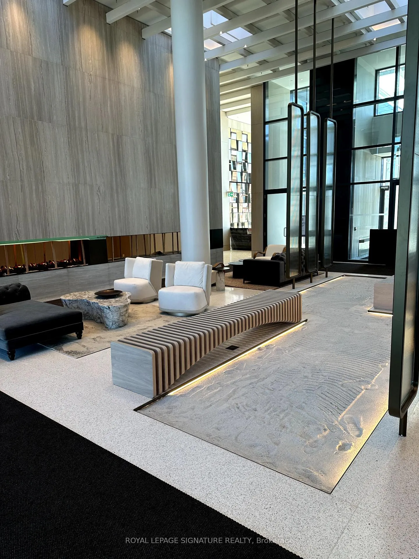 Photo 11 of Unit 1809, 197 Commerce Street, Vaughan, Vaughan Corporate Centre — HOMEH