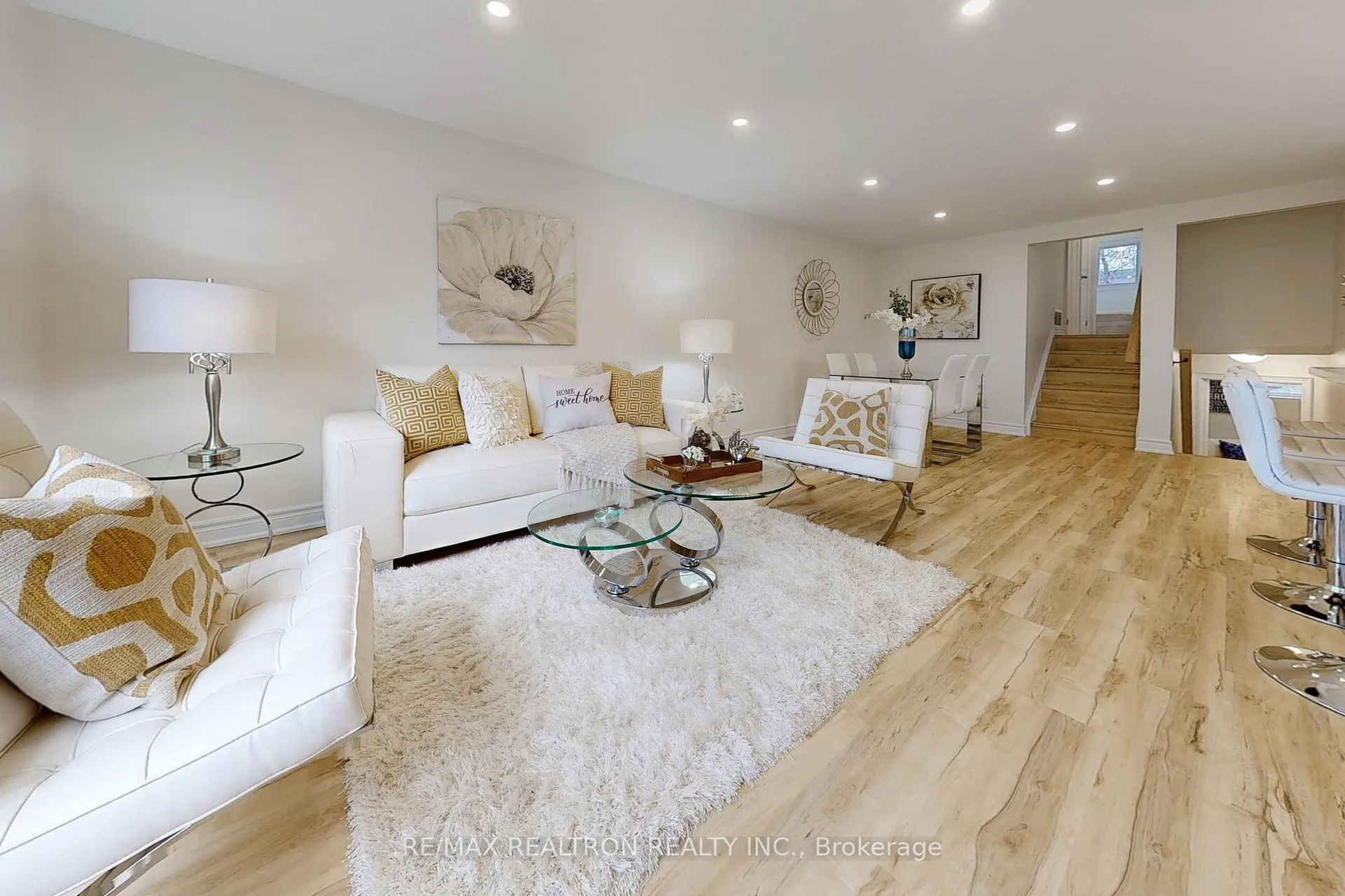 Photo 3 of 551 Salisbury Street, Oshawa, Vanier — HOMEH