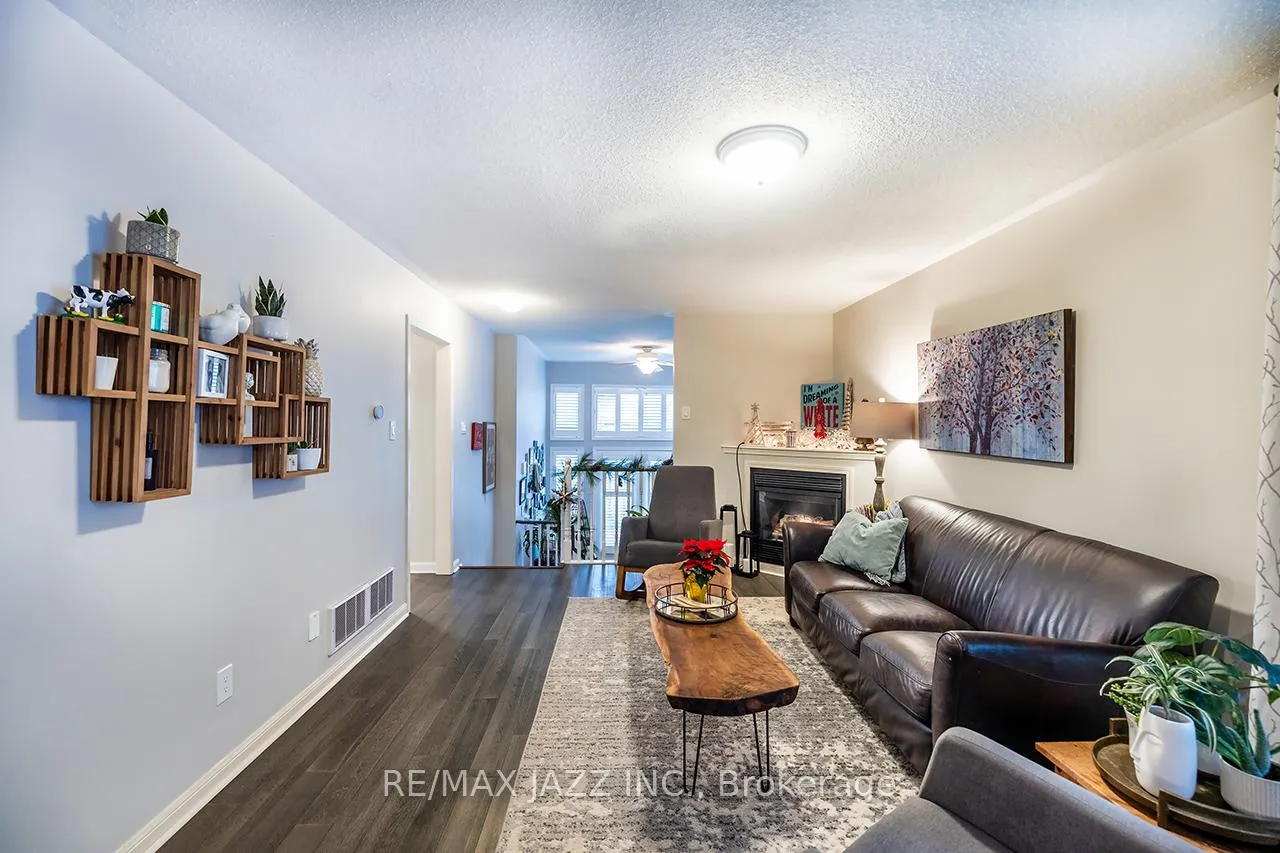 Photo 12 of 23 Schooner Lane, Clarington, Newcastle — HOMEH