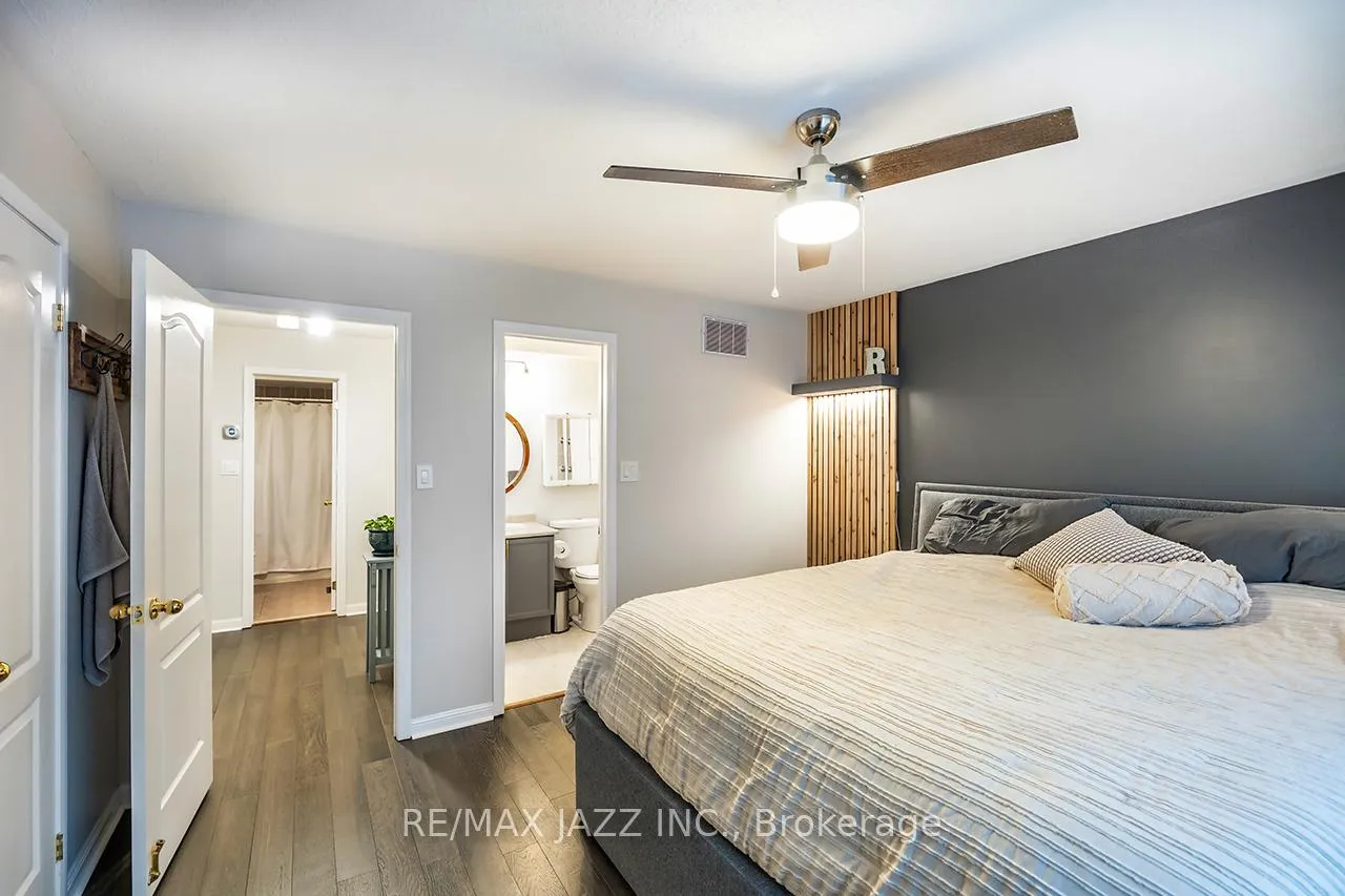 Photo 16 of 23 Schooner Lane, Clarington, Newcastle — HOMEH