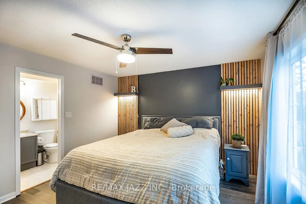 Photo 17 of 23 Schooner Lane, Clarington, Newcastle — HOMEH