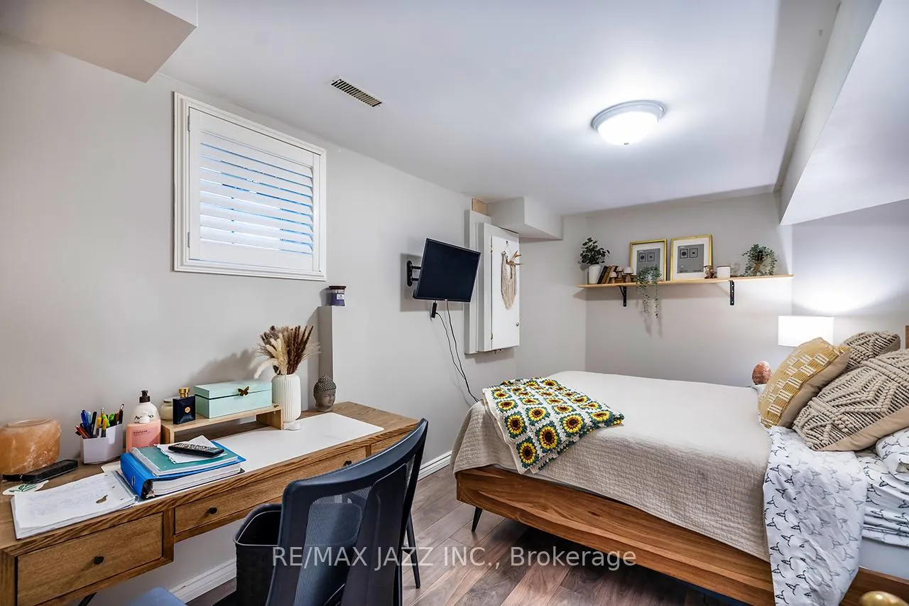 Photo 24 of 23 Schooner Lane, Clarington, Newcastle — HOMEH