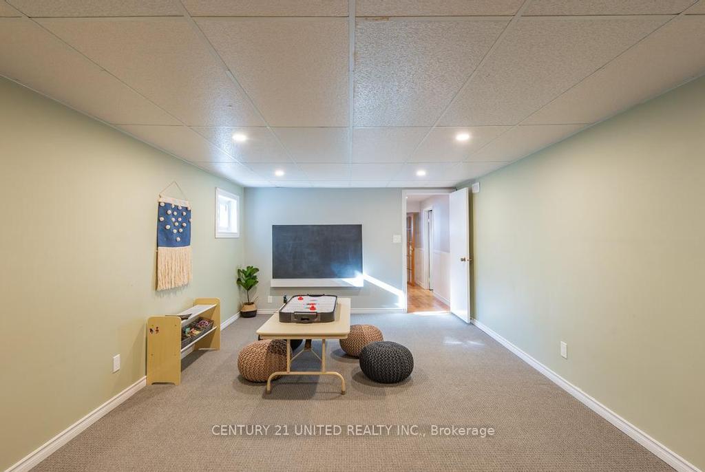 Photo 12 of 809 Westwood Drive, Cobourg — HOMEH