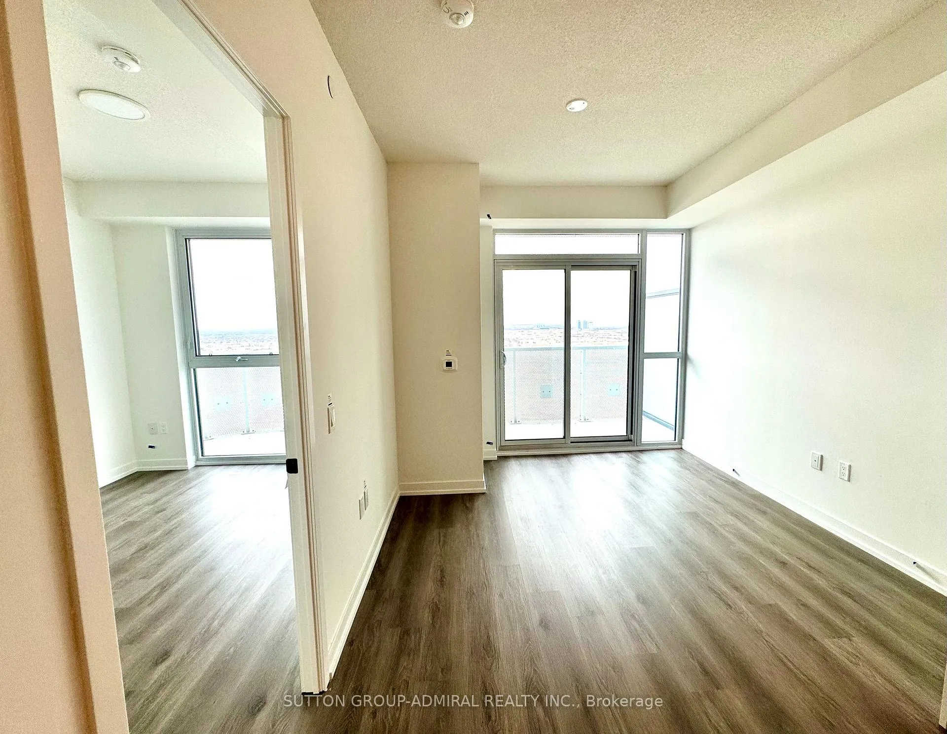 Photo 8 of Unit 2810, 225 Commerce Street, Vaughan, Vaughan Corporate Centre — HOMEH