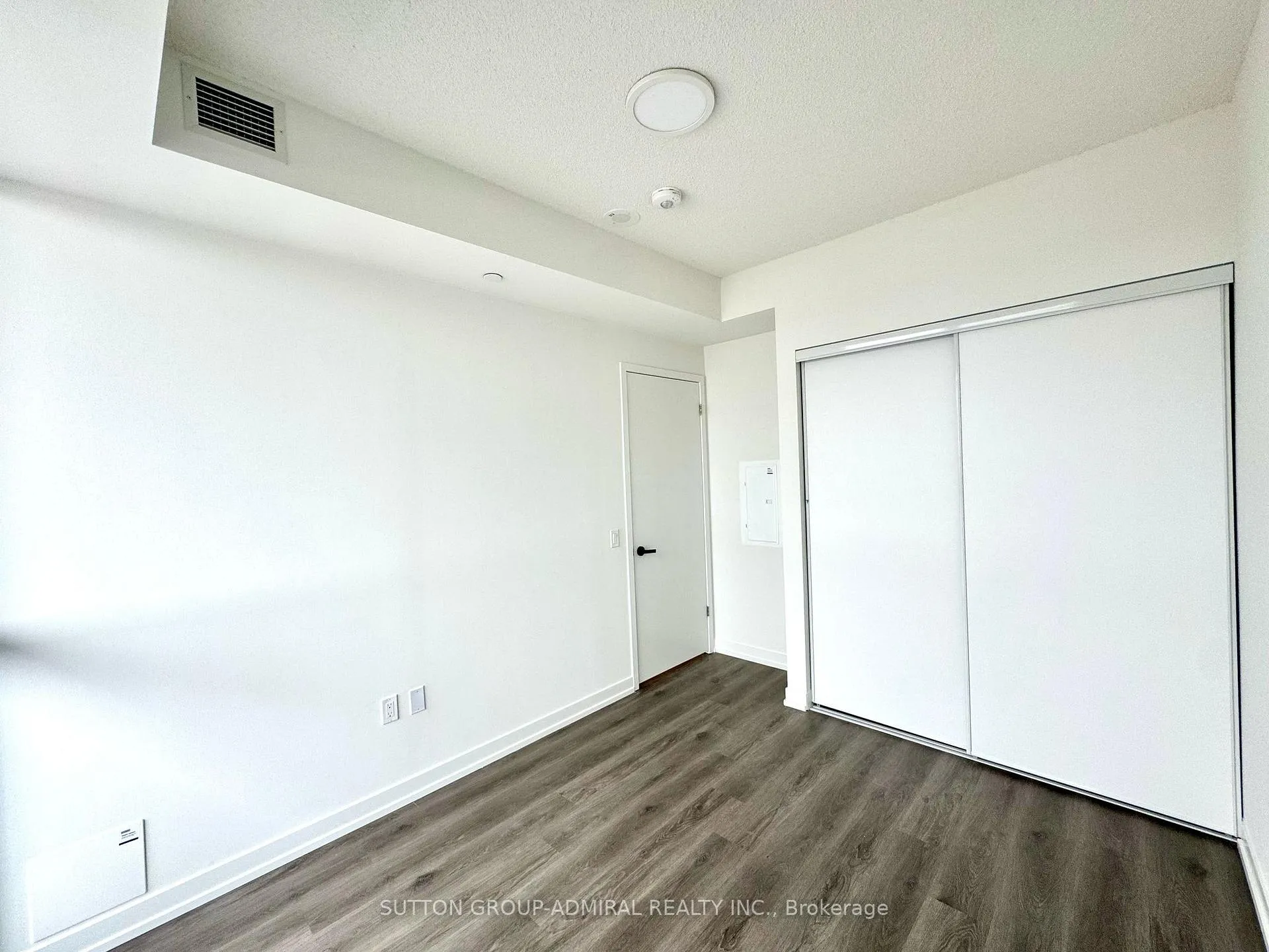Photo 9 of Unit 2810, 225 Commerce Street, Vaughan, Vaughan Corporate Centre — HOMEH
