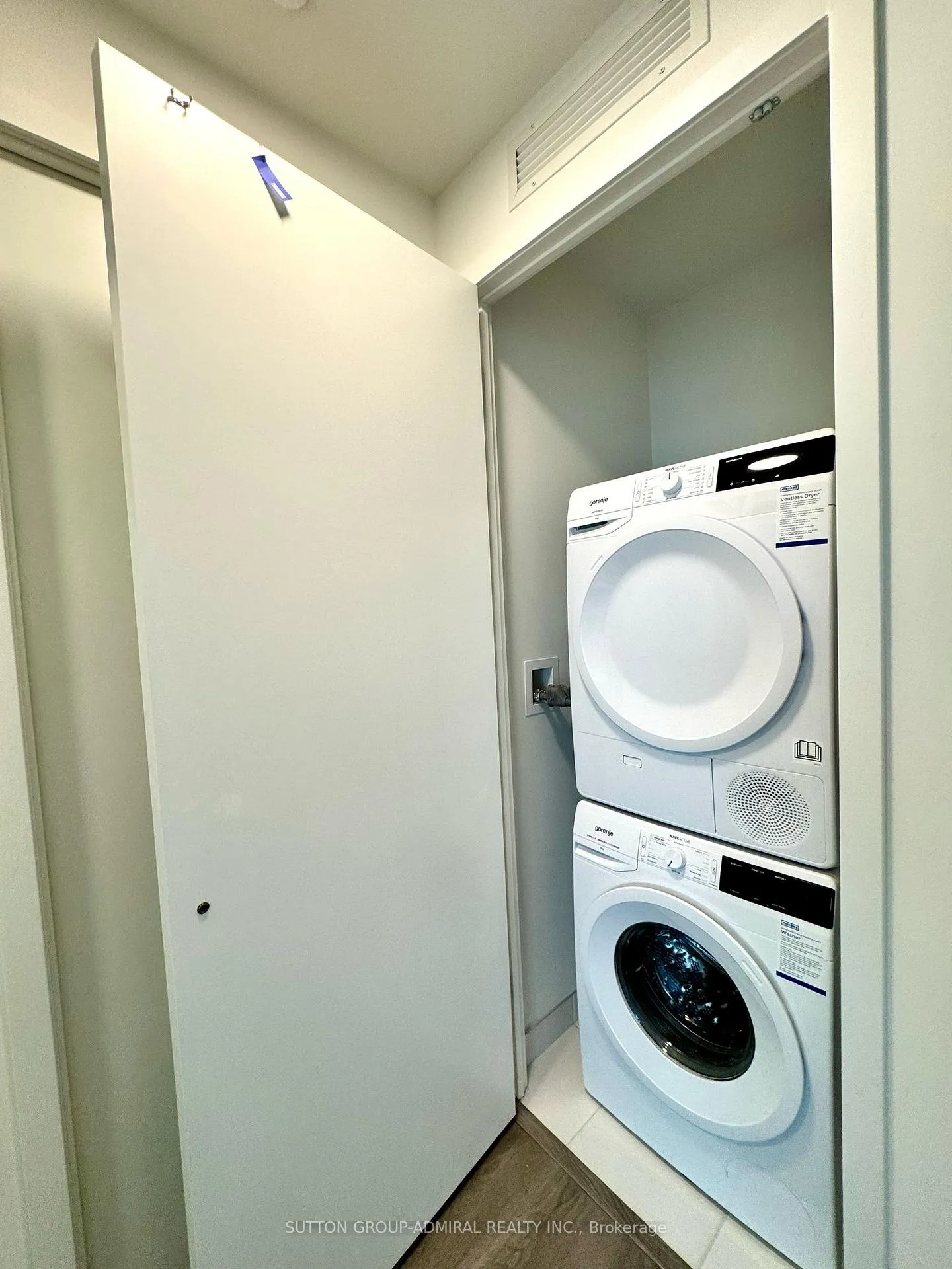 Photo 11 of Unit 2810, 225 Commerce Street, Vaughan, Vaughan Corporate Centre — HOMEH