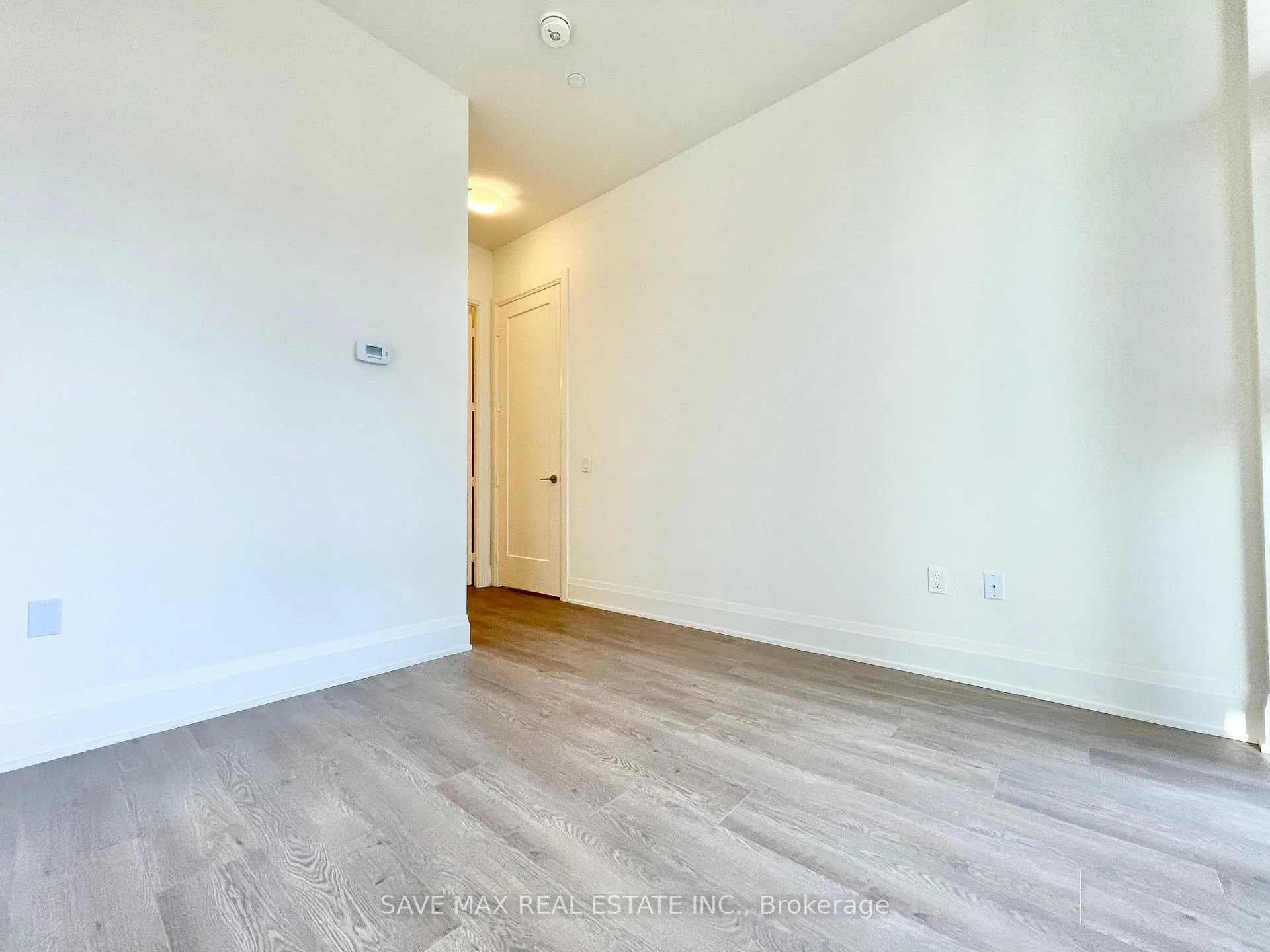 Photo 10 of Unit #520, 8960 Jane Street, Vaughan, Concord — HOMEH