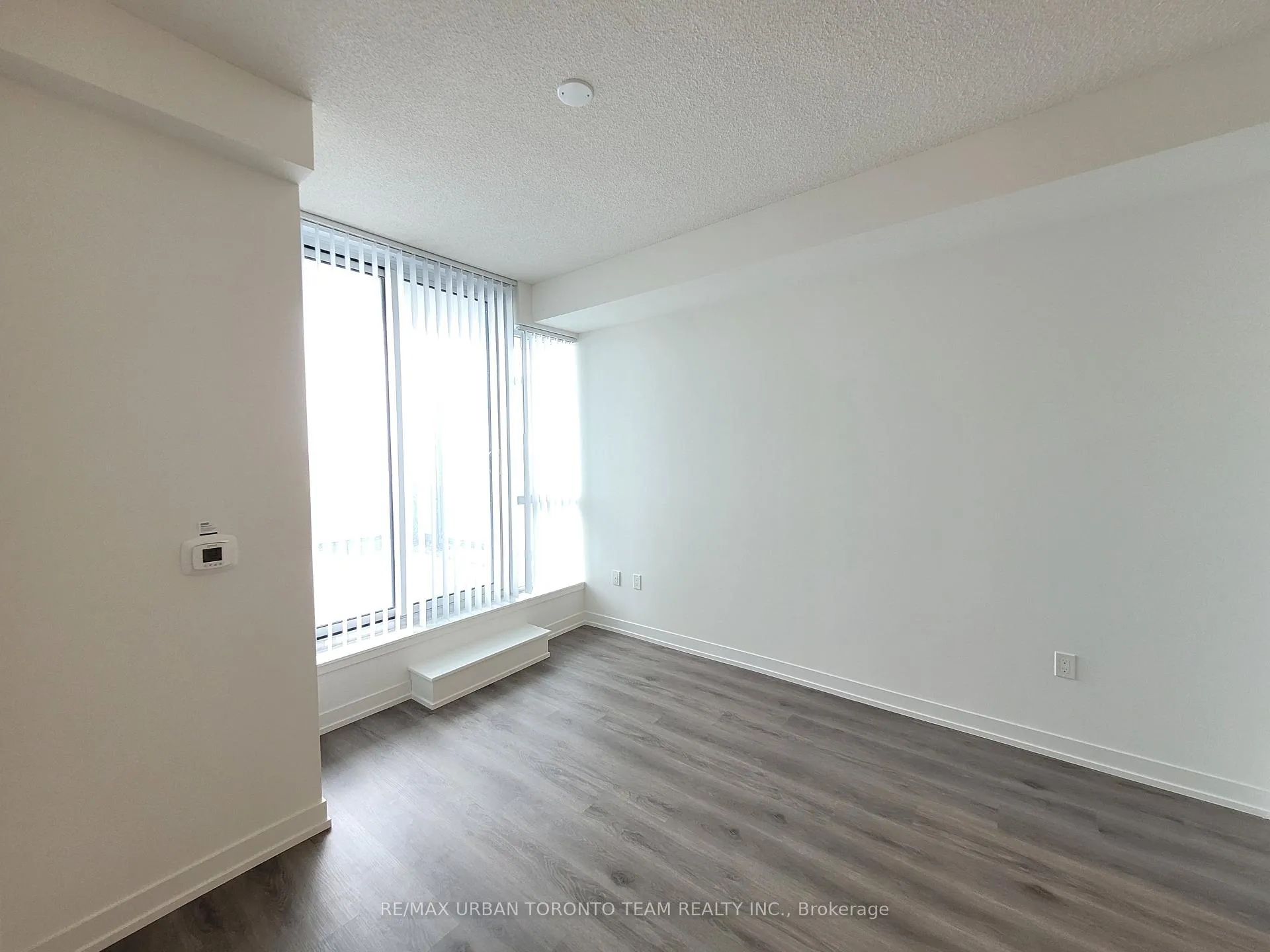 Photo 2 of Unit 510, 225 Commerce St Street, Vaughan, Vaughan Corporate Centre — HOMEH