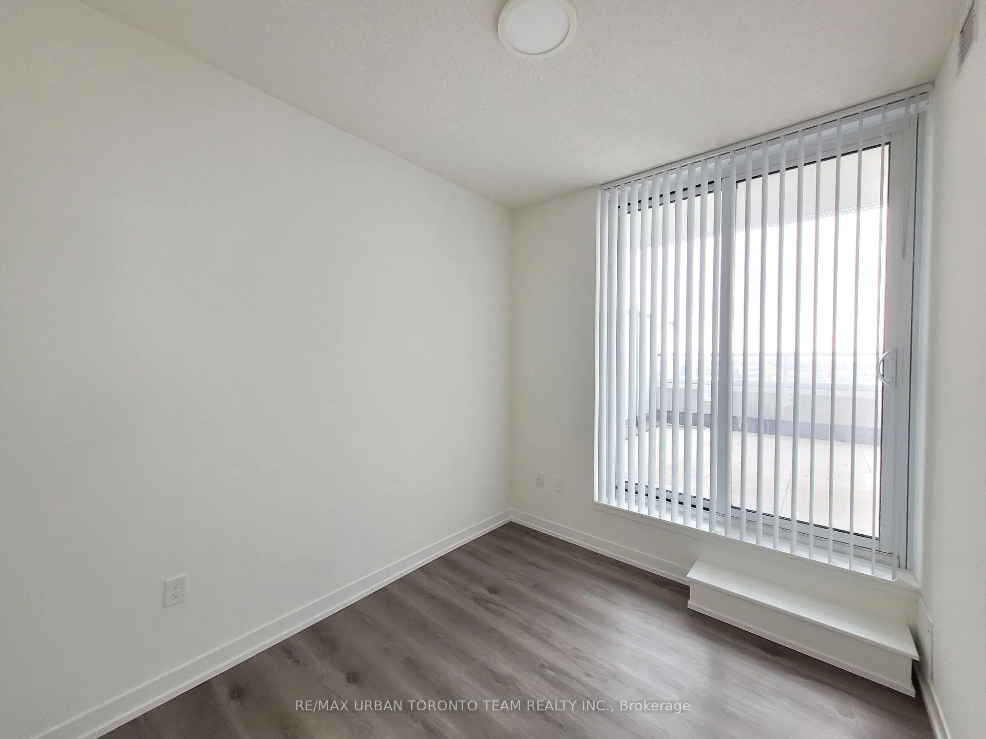 Photo 6 of Unit 505, 225 Commerce St Street, Vaughan, Vaughan Corporate Centre — HOMEH