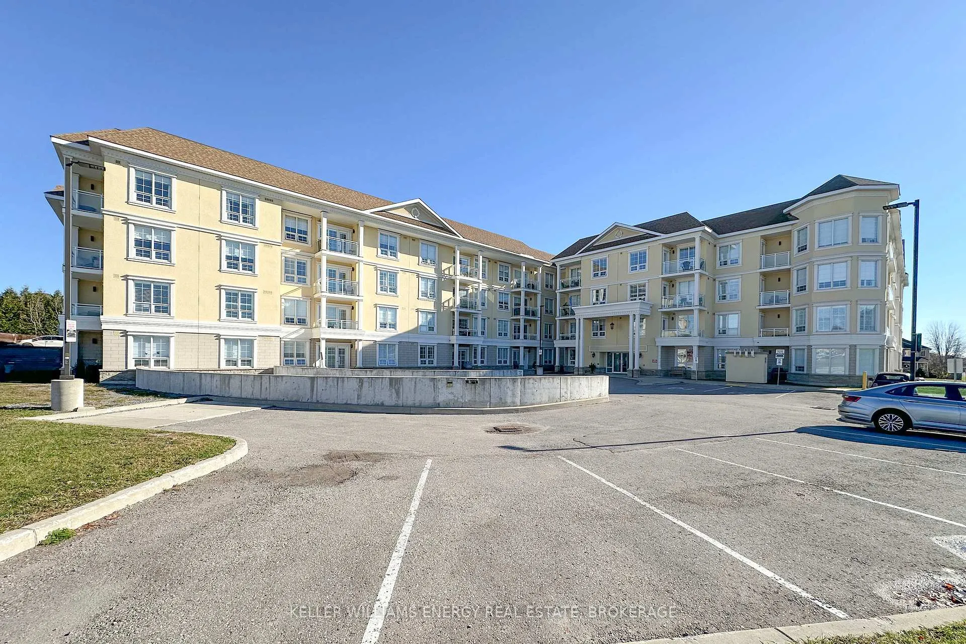 Front of Unit 308, 21 Brookhouse Drive