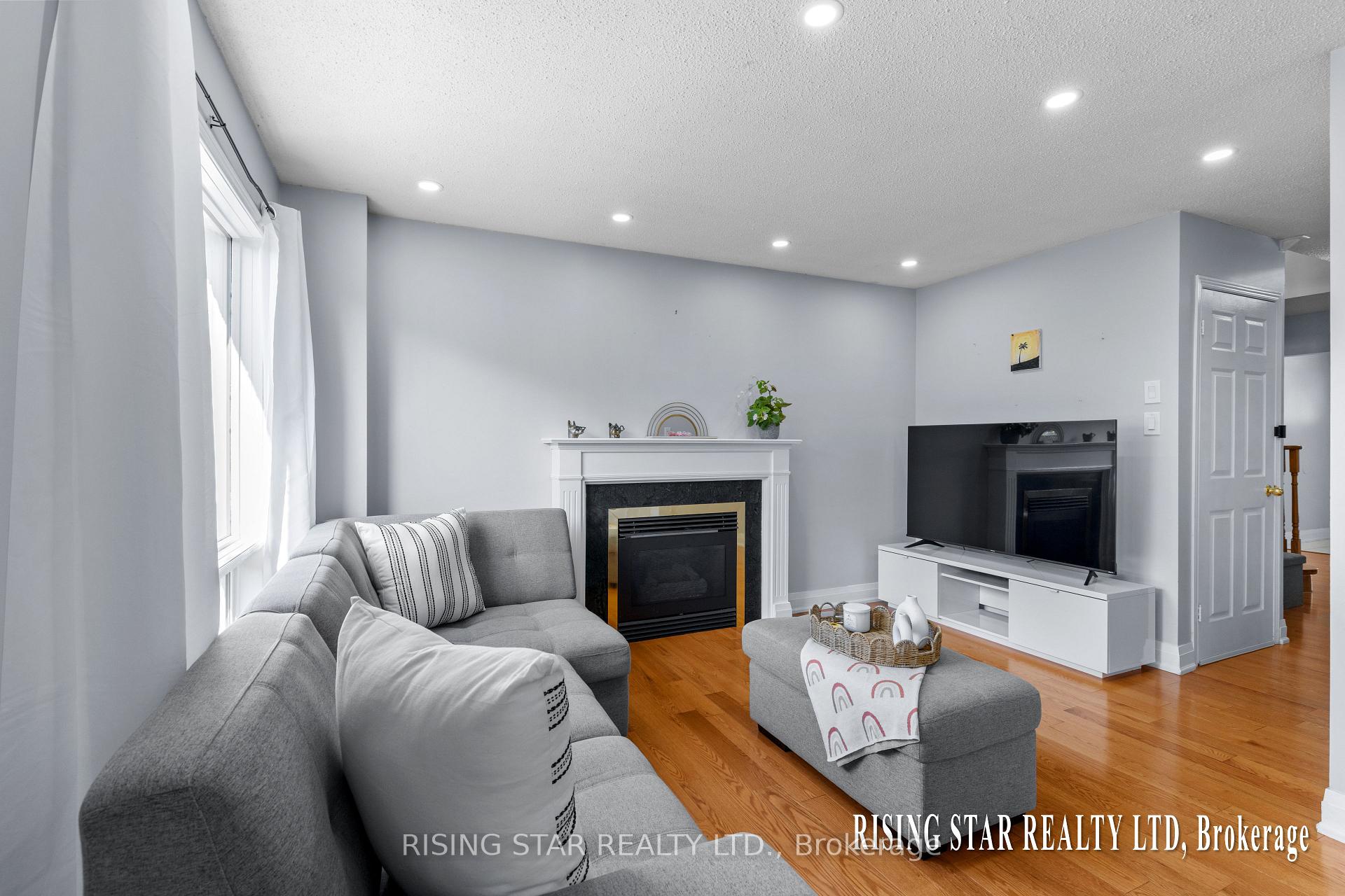 Photo 17 of 20 Arid Avenue, Brampton, Sandringham-Wellington — HOMEH